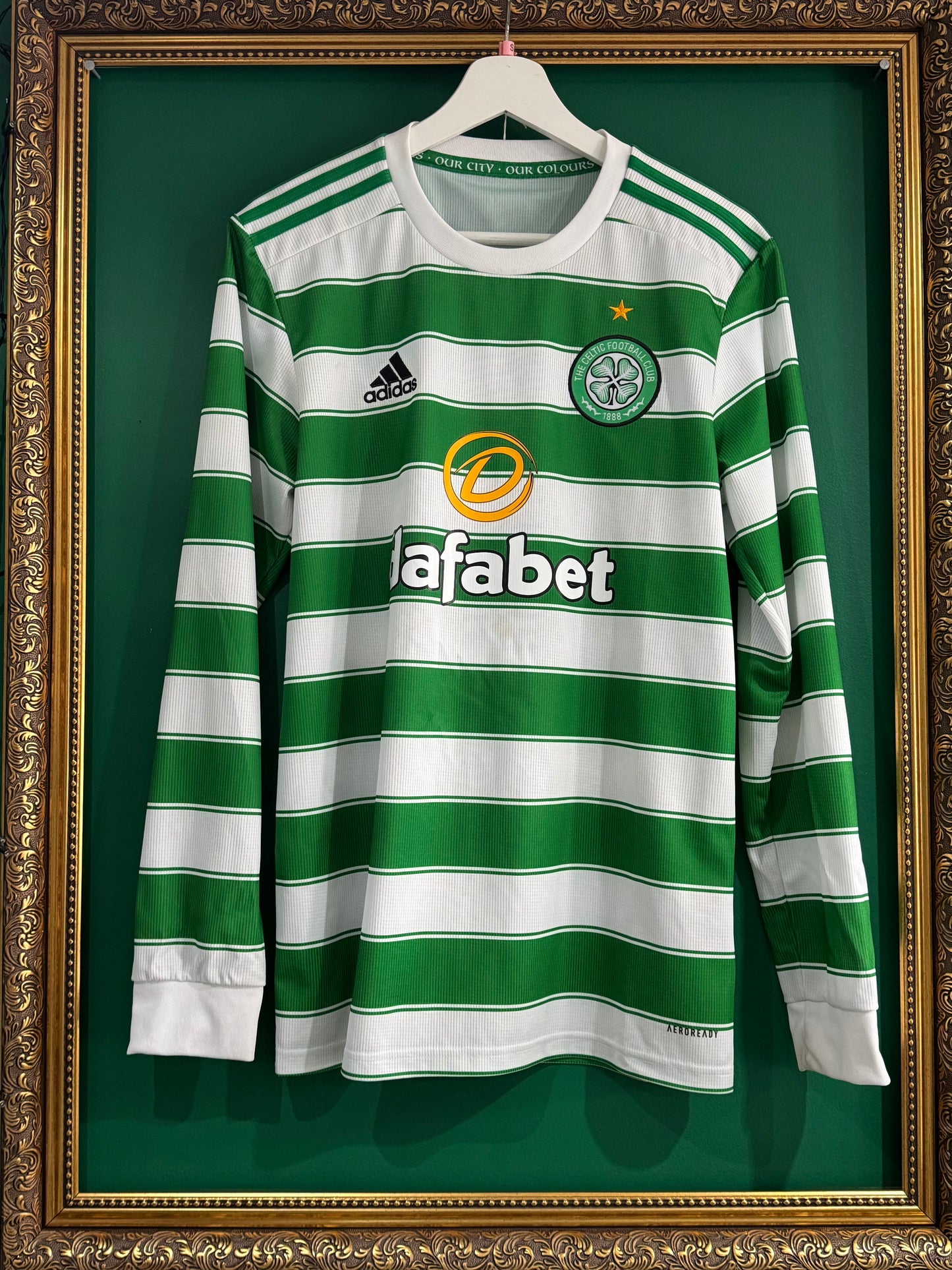 Celtic 2021/22 home shirt small ls