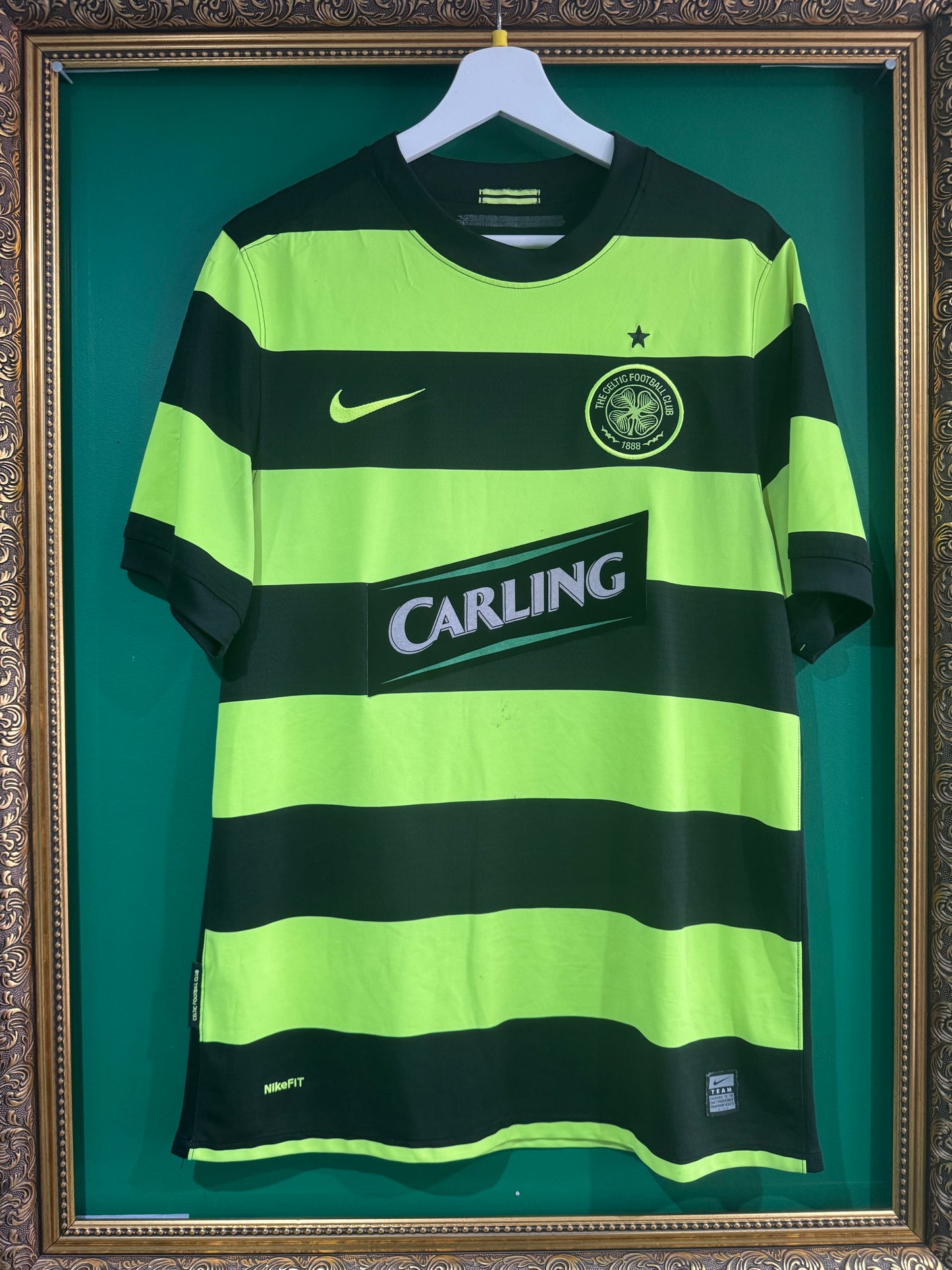 Celtic 2009/10 away shirt medium