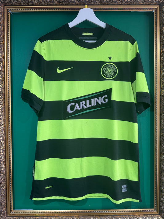 Celtic 2009/10 away shirt medium