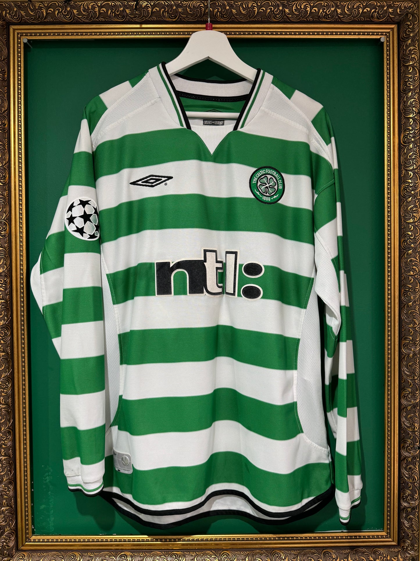 Celtic 2001/03 home large Moravcik 25 ls