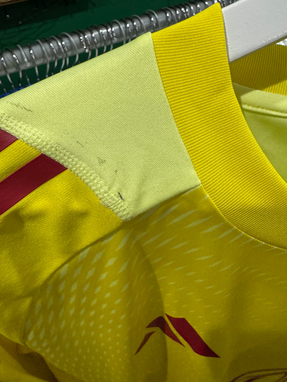 Celtic 2025/26 home goalkeeper shirt large Sinisalo 13 Europa League