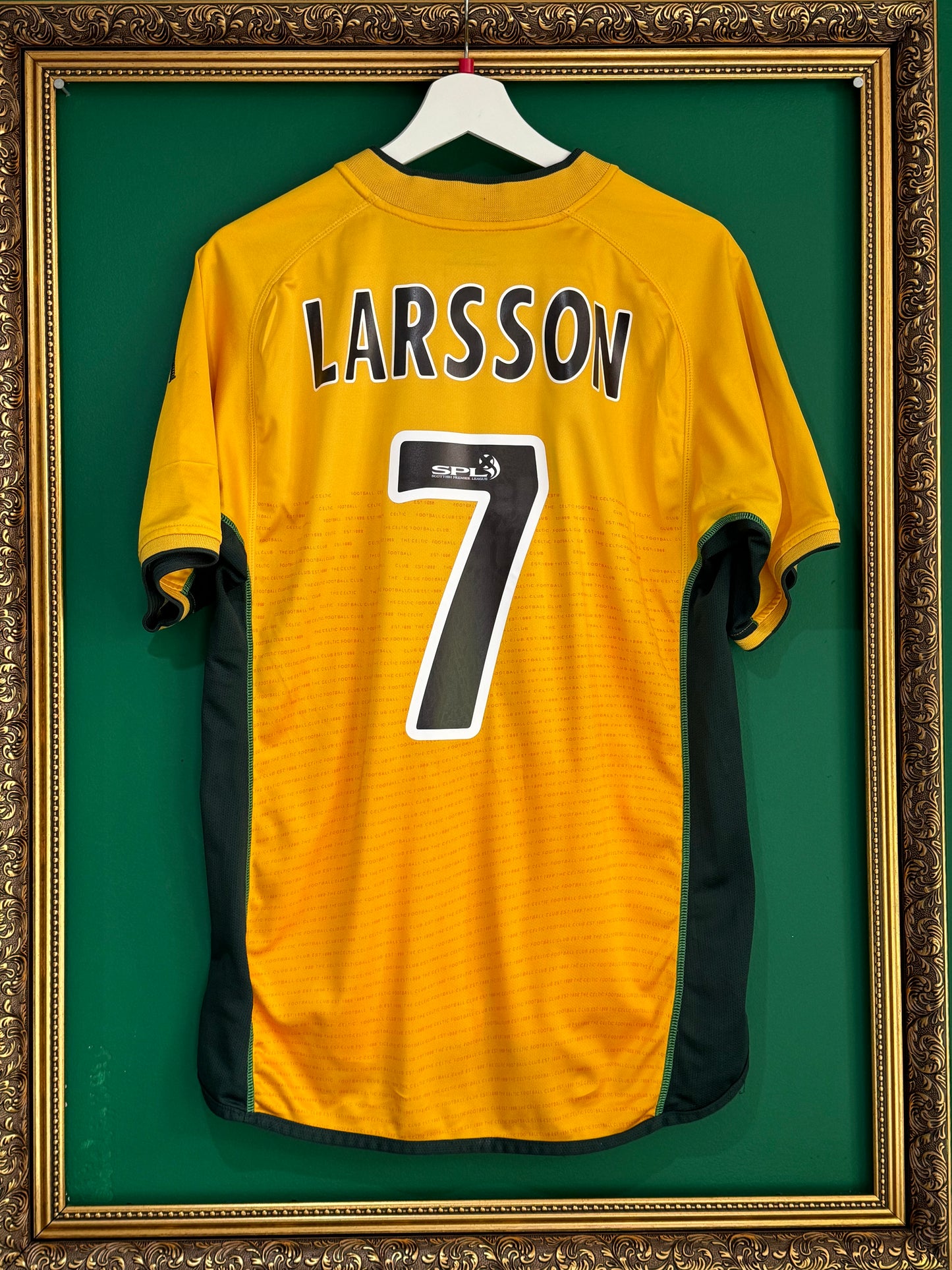 Celtic 2002/03 away large Larsson 7