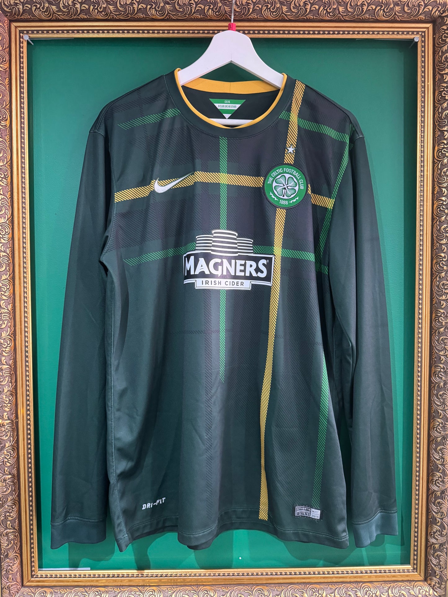 Celtic 2014/15 away shirt large ls