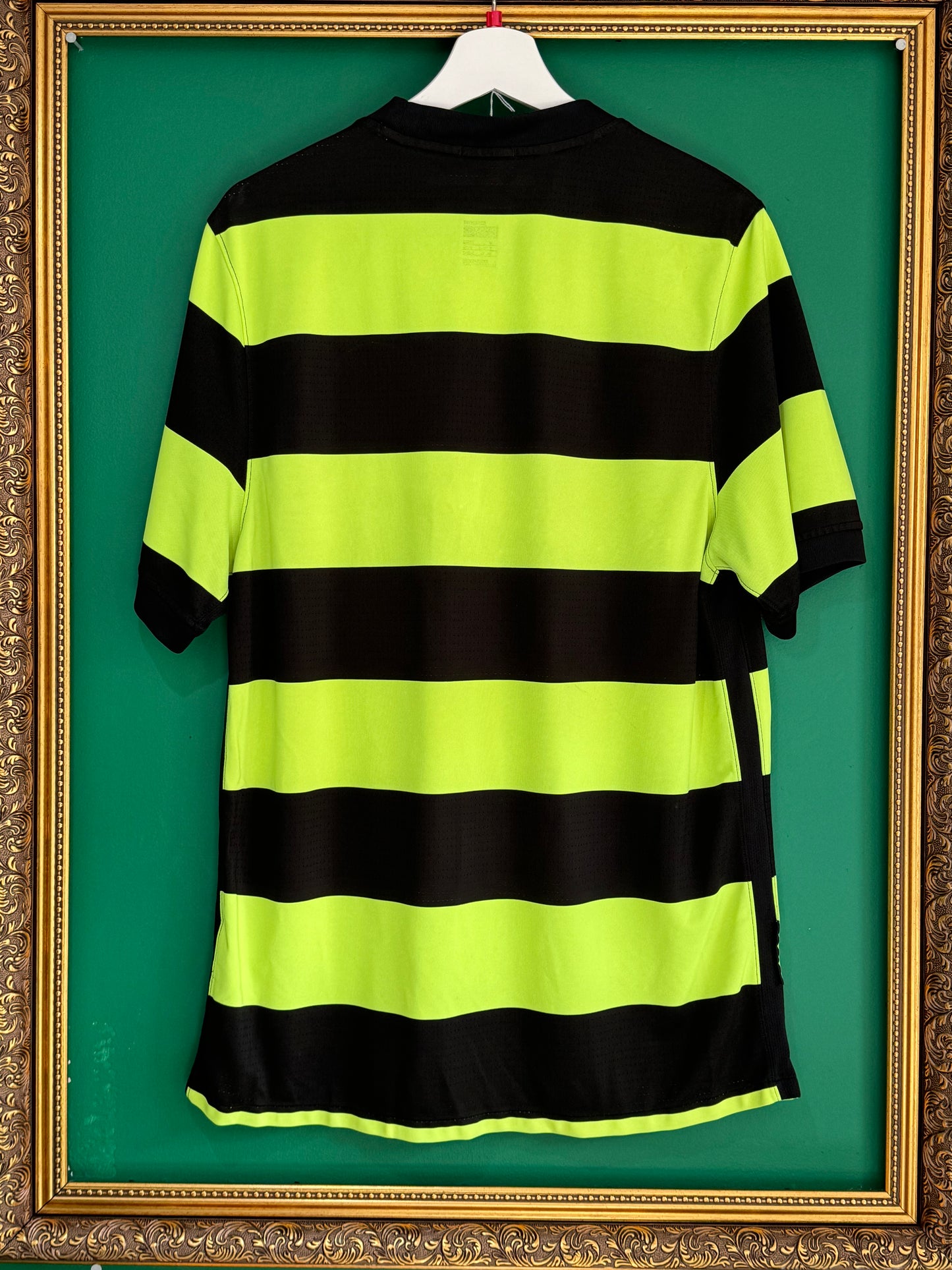 Celtic 2009/10 away large