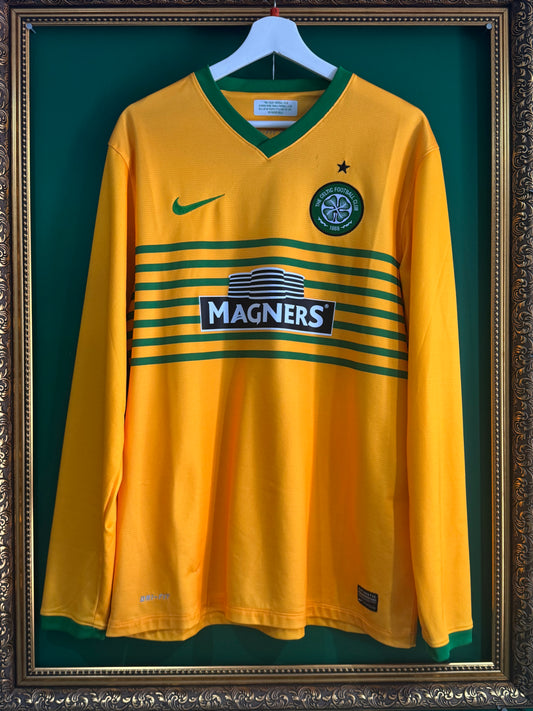 Celtic 2013/14 away shirt ls large
