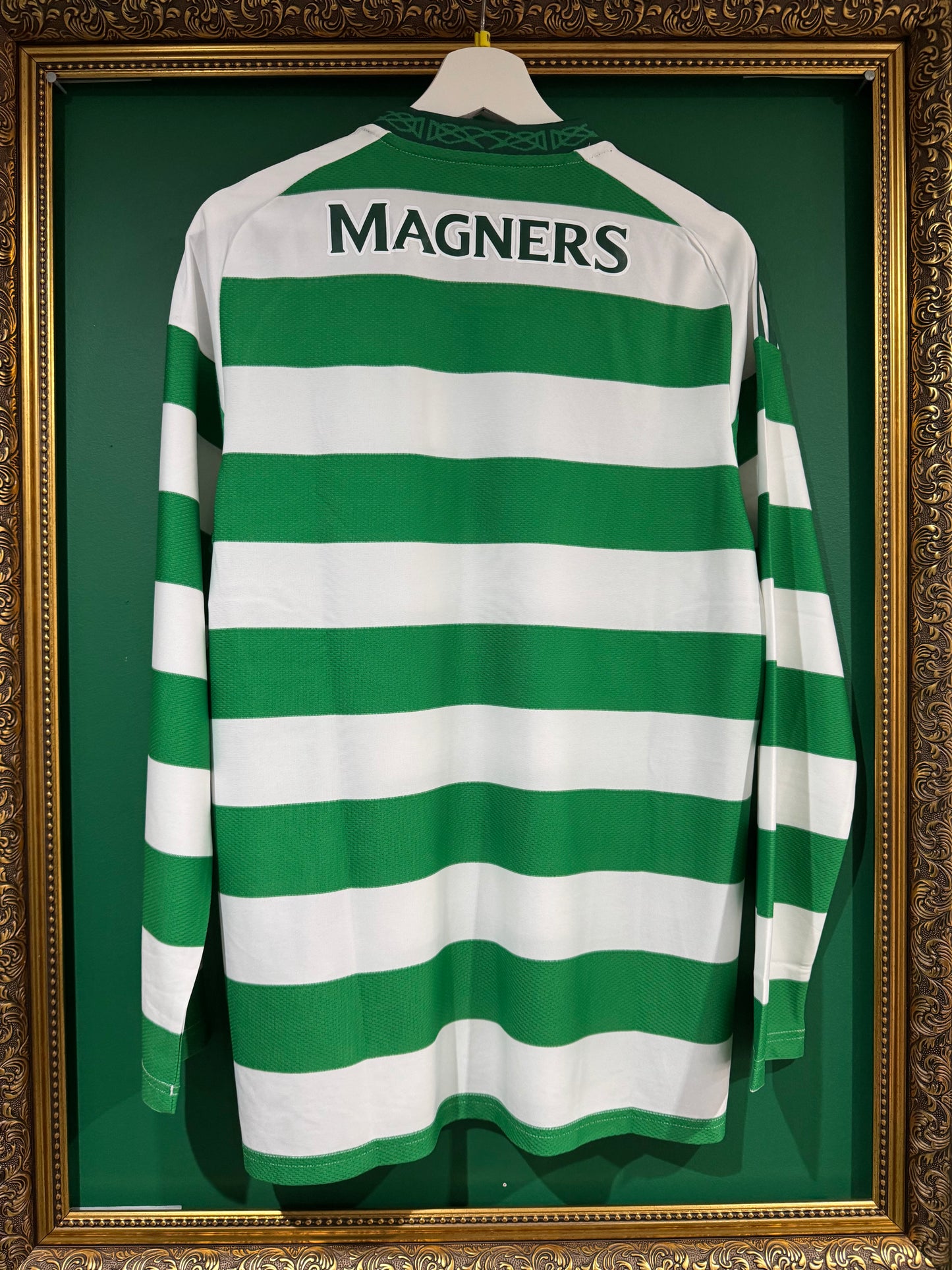 Celtic 2024/25 home shirt medium ls BNWT