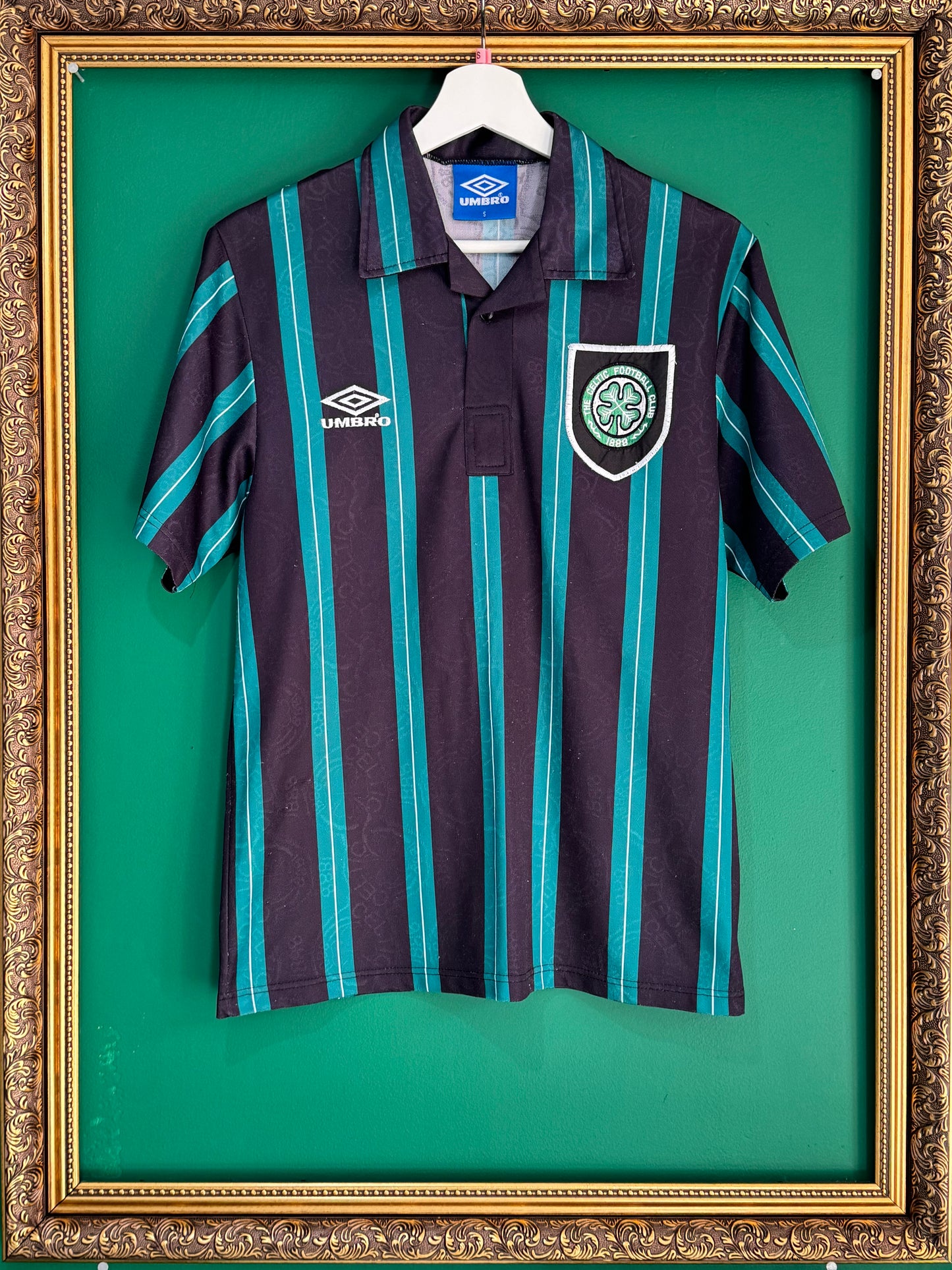 Celtic 1992/93 away small 11