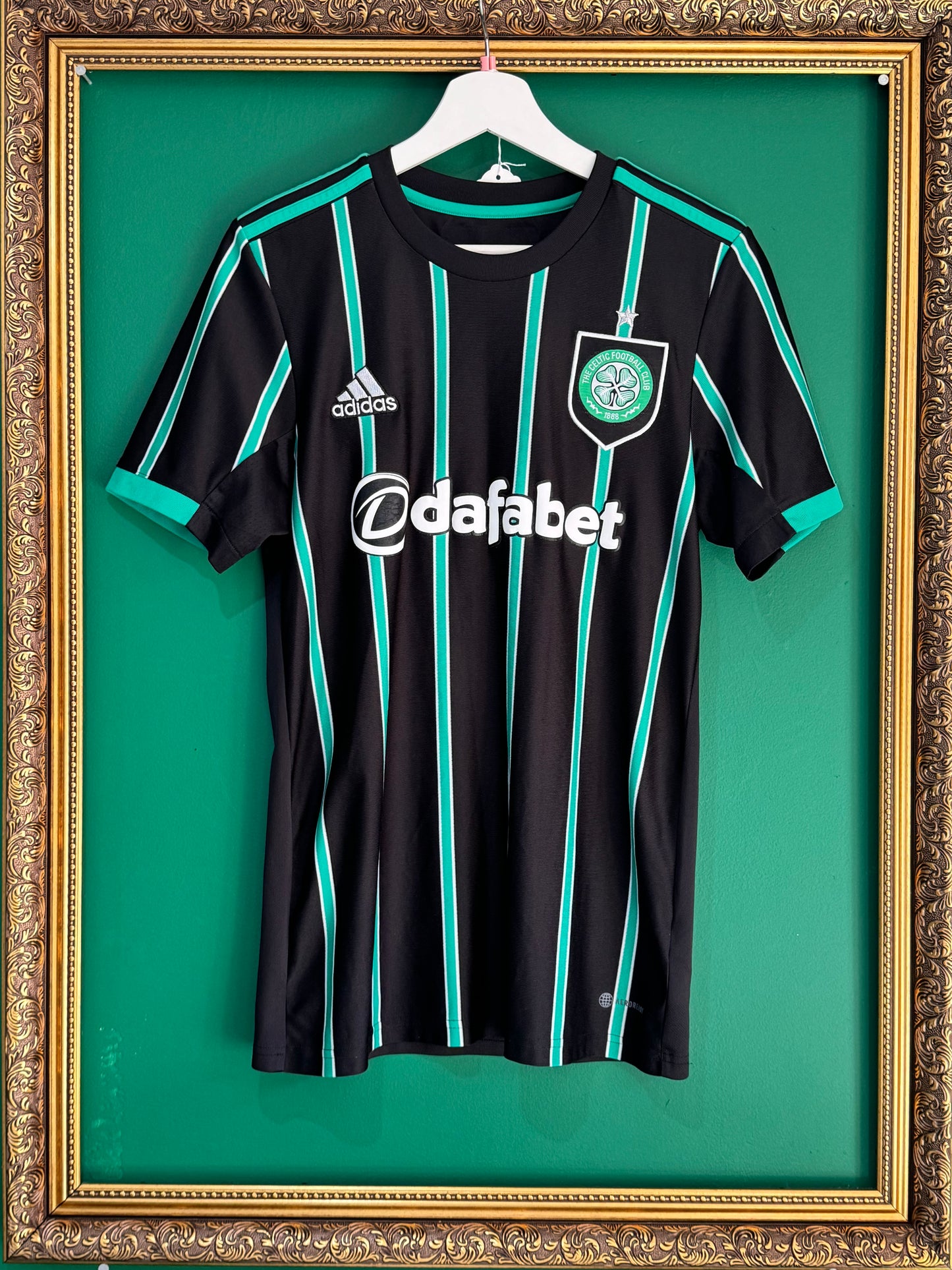 Celtic 2022/23 away small