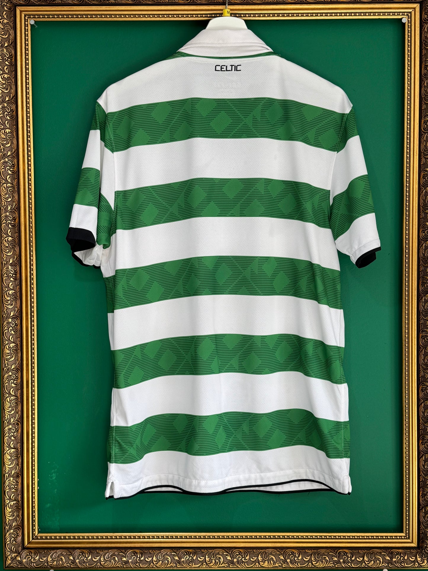 Celtic 2010/11 home medium