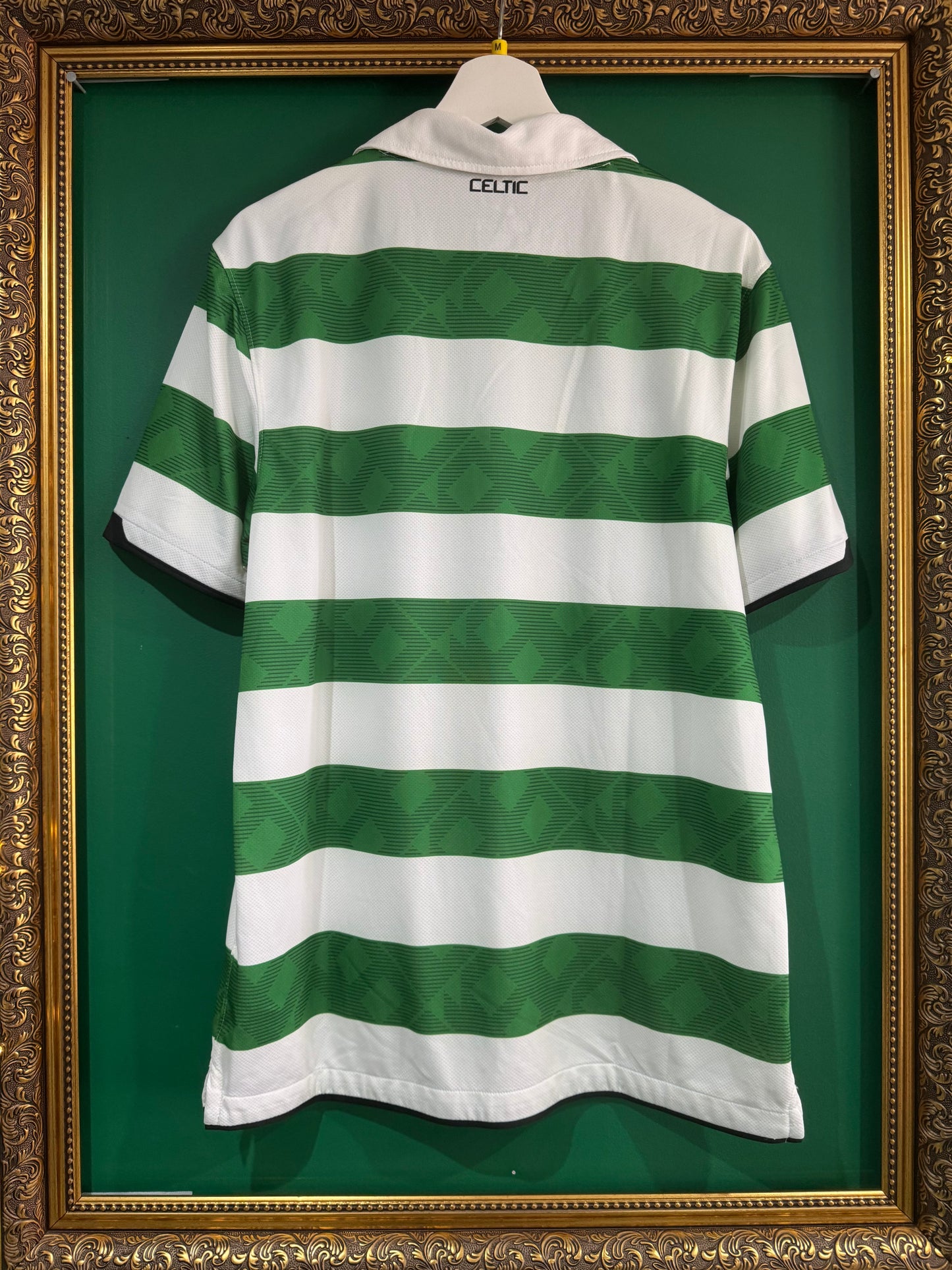 Celtic 2010/11 home shirt medium