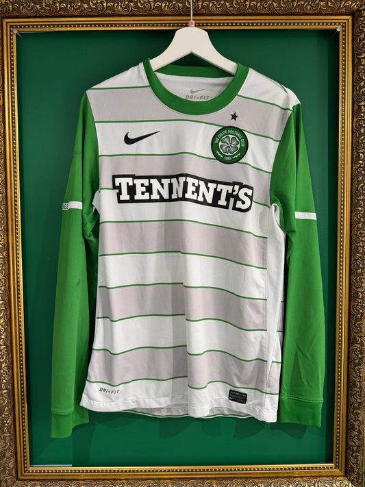 Celtic 2011/12 away shirt small ls