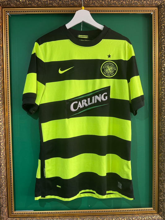 Celtic 2009/10 away shirt medium