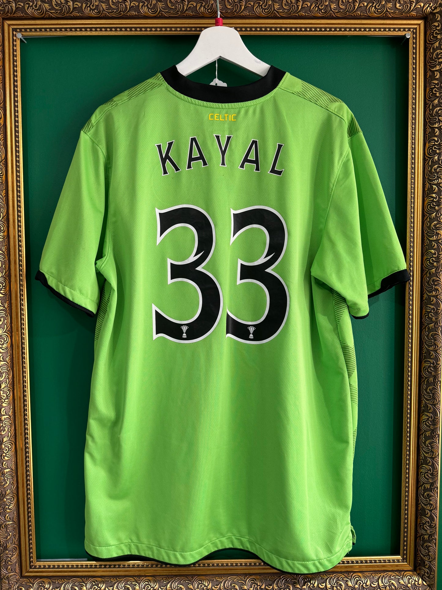 Celtic 2010/11 away large Kayal 33