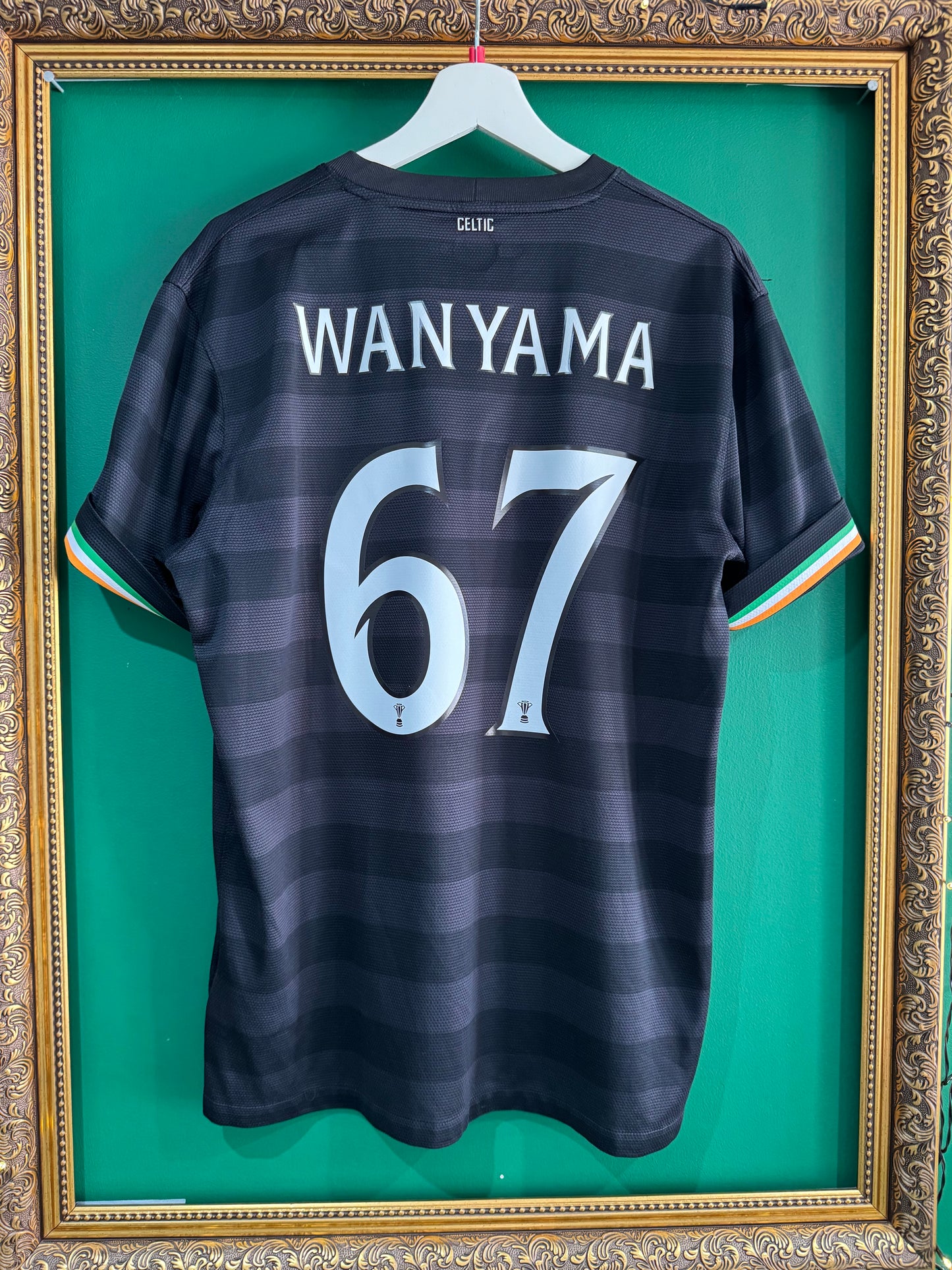 Celtic 2012/13 away shirt large Wanyama 67