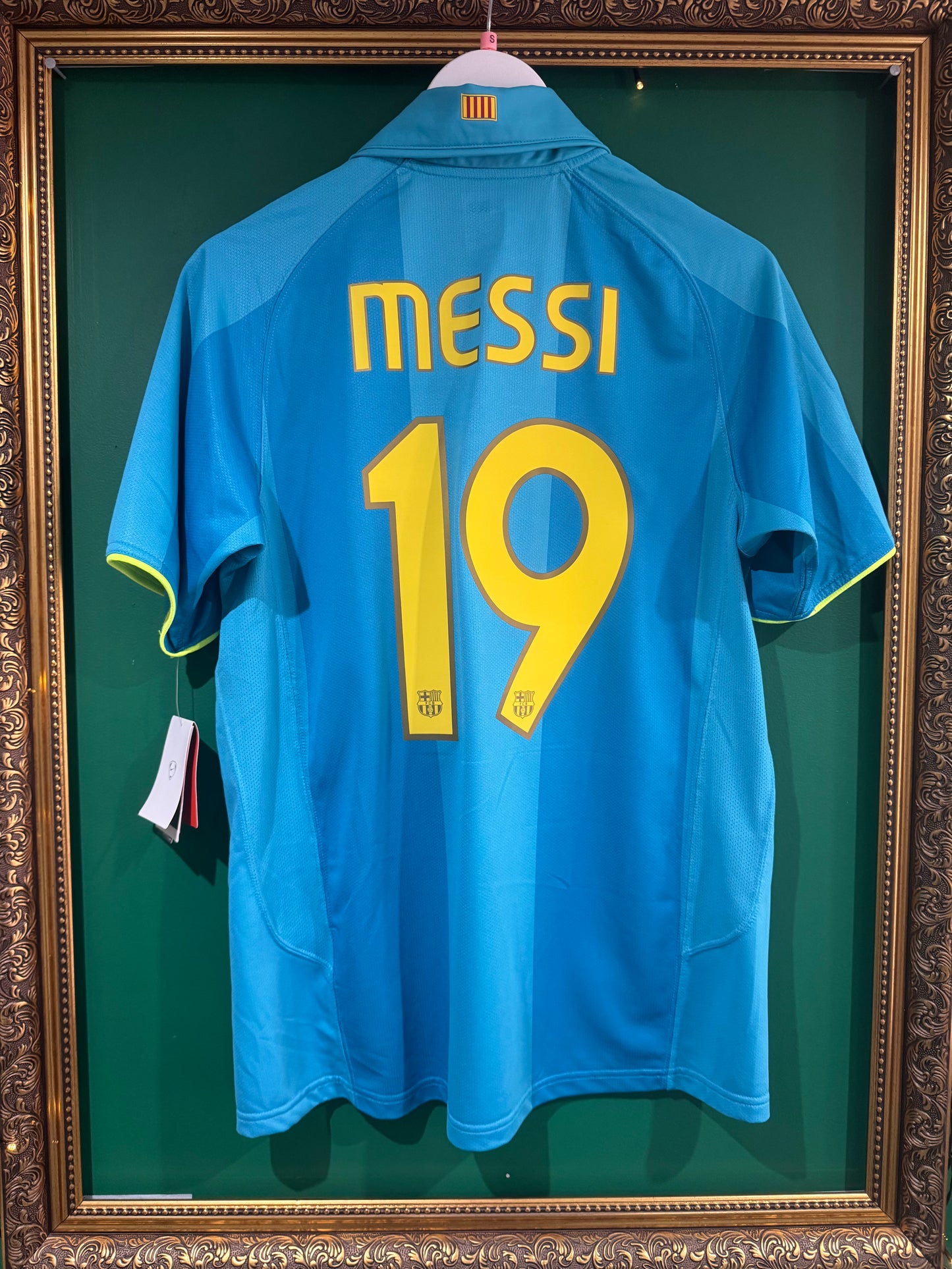 Barcelona 2007/09 away small shirt Messi 19 BNWT