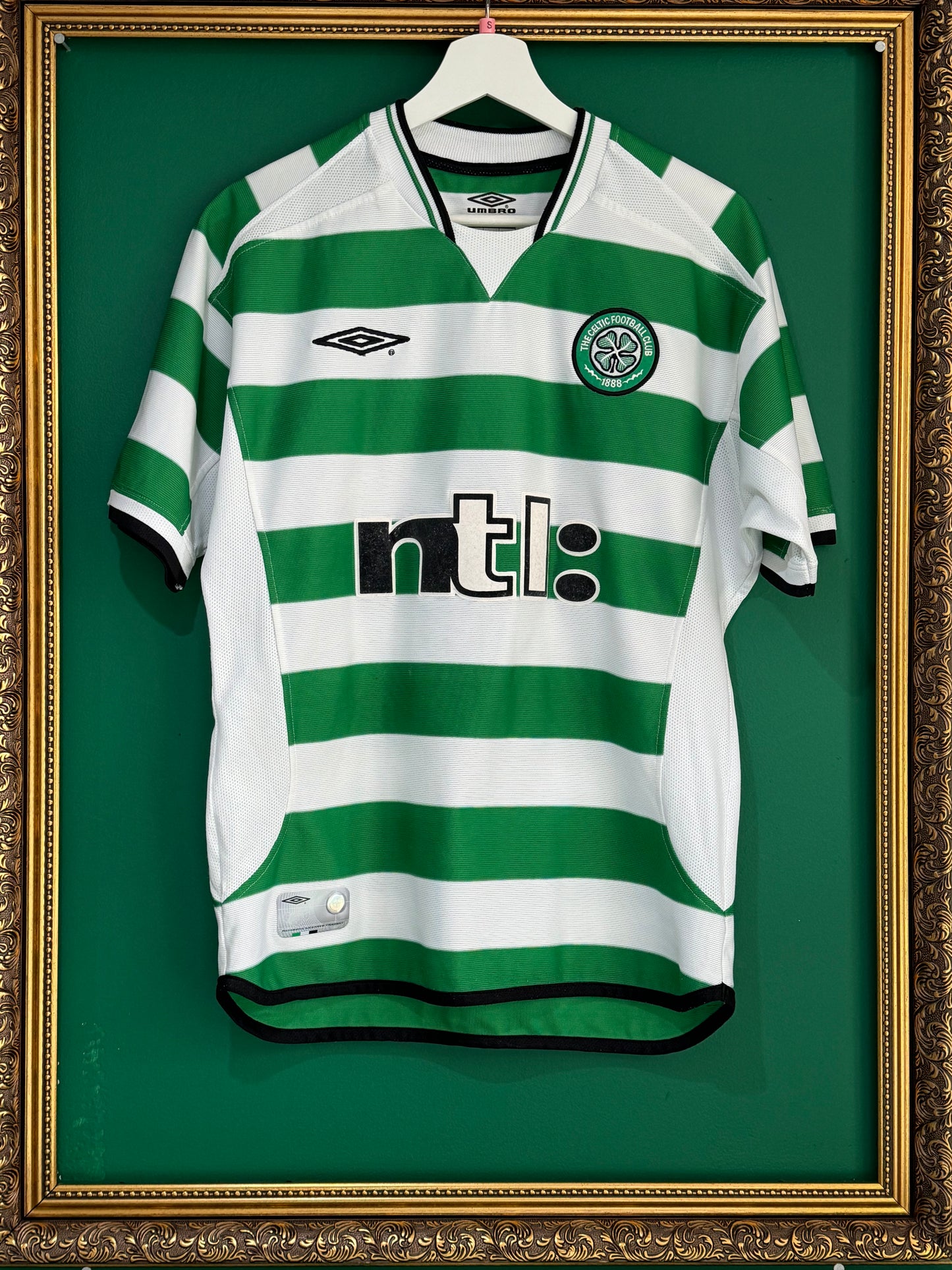 Celtic 2001/02 home small Larsson 7