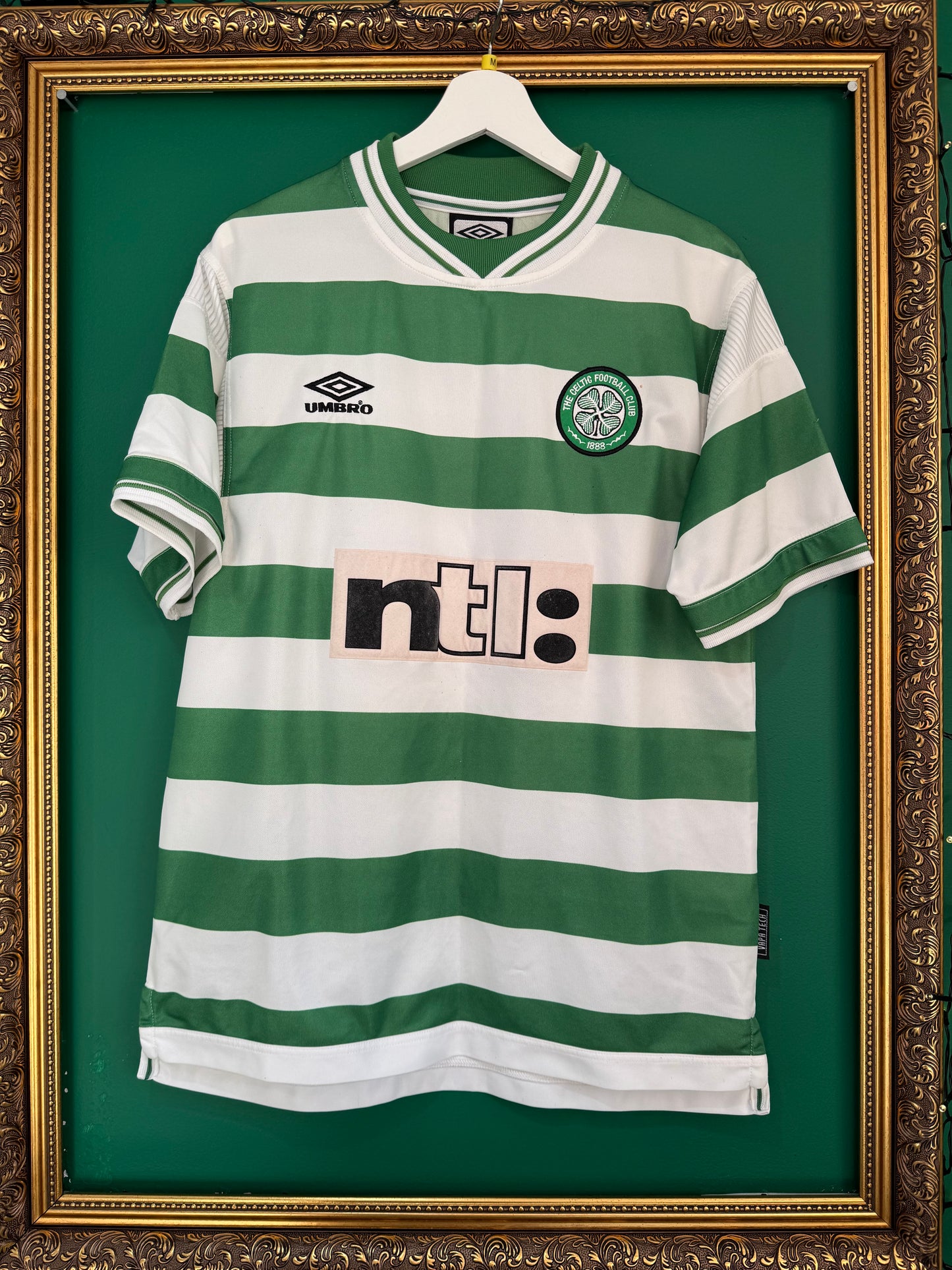 Celtic 1999/01 home medium Larsson 7