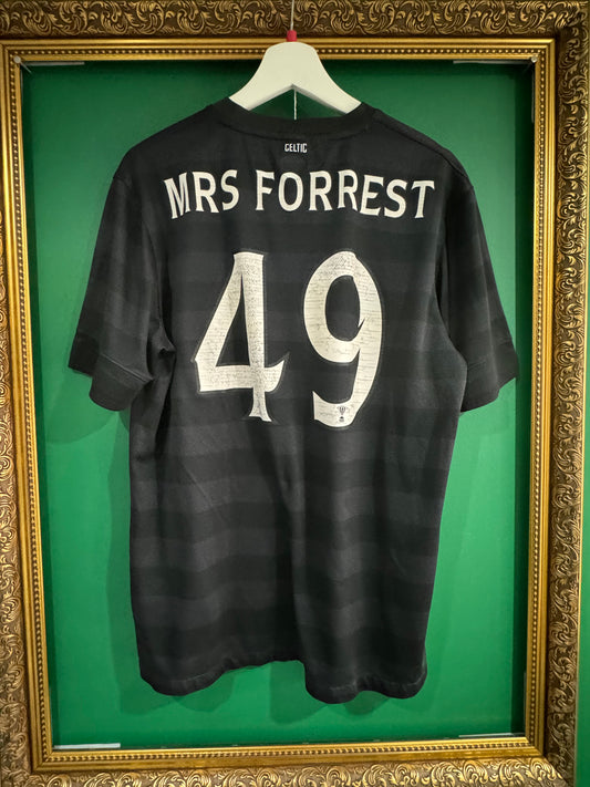 Celtic 2012/12 away large Mrs Forrest 49