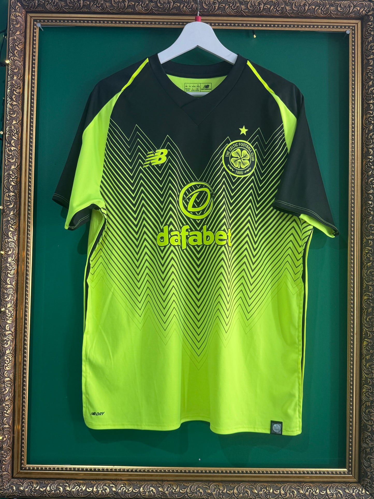 Celtic 2018/19 third shirt large Brown 8