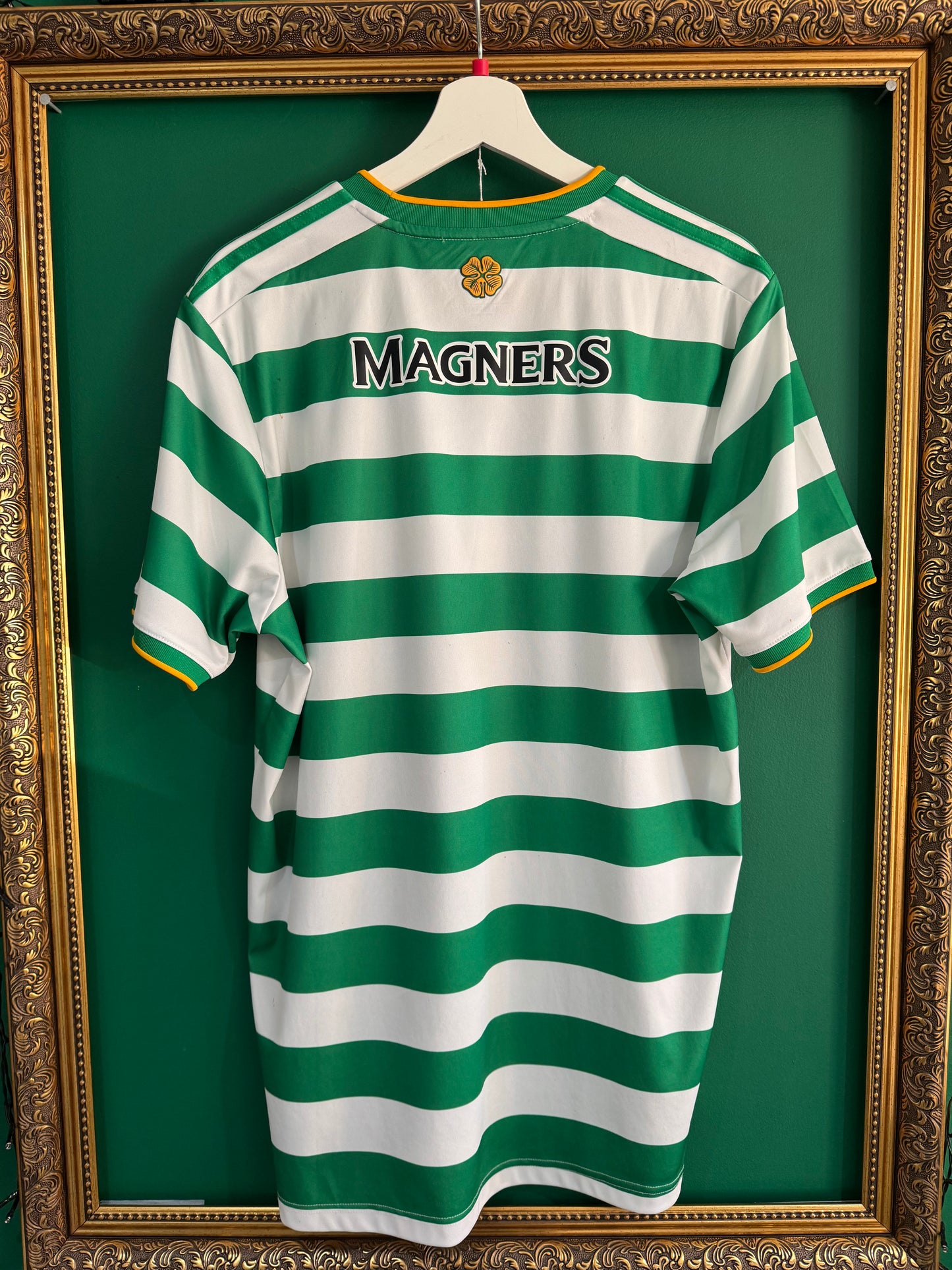 Celtic 2020/21 home shirt large