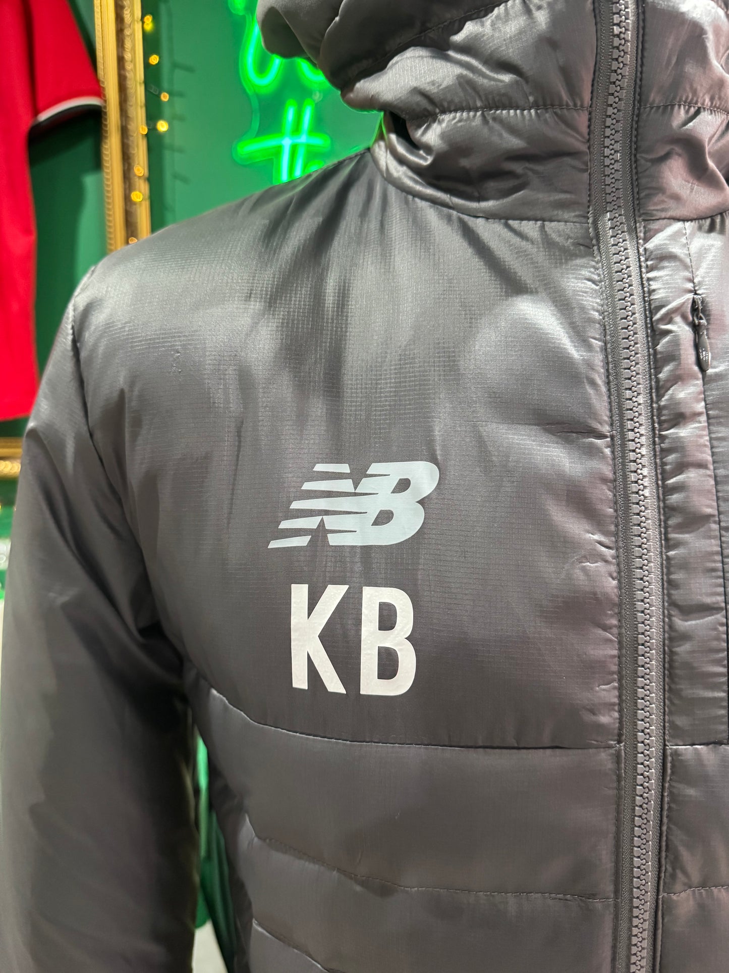 Celtic padded puffer coach jacket new balance small