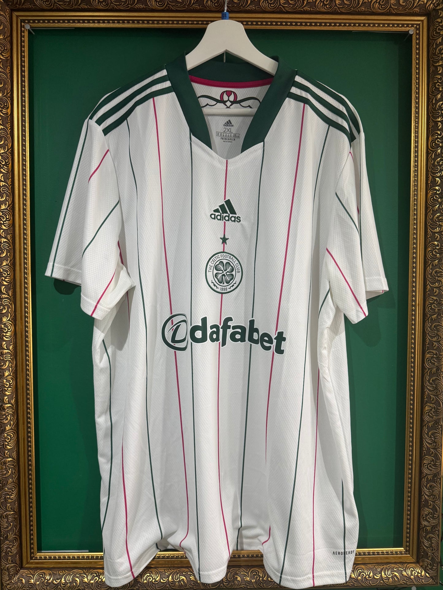 Celtic 2021/22 third shirt xxlarge