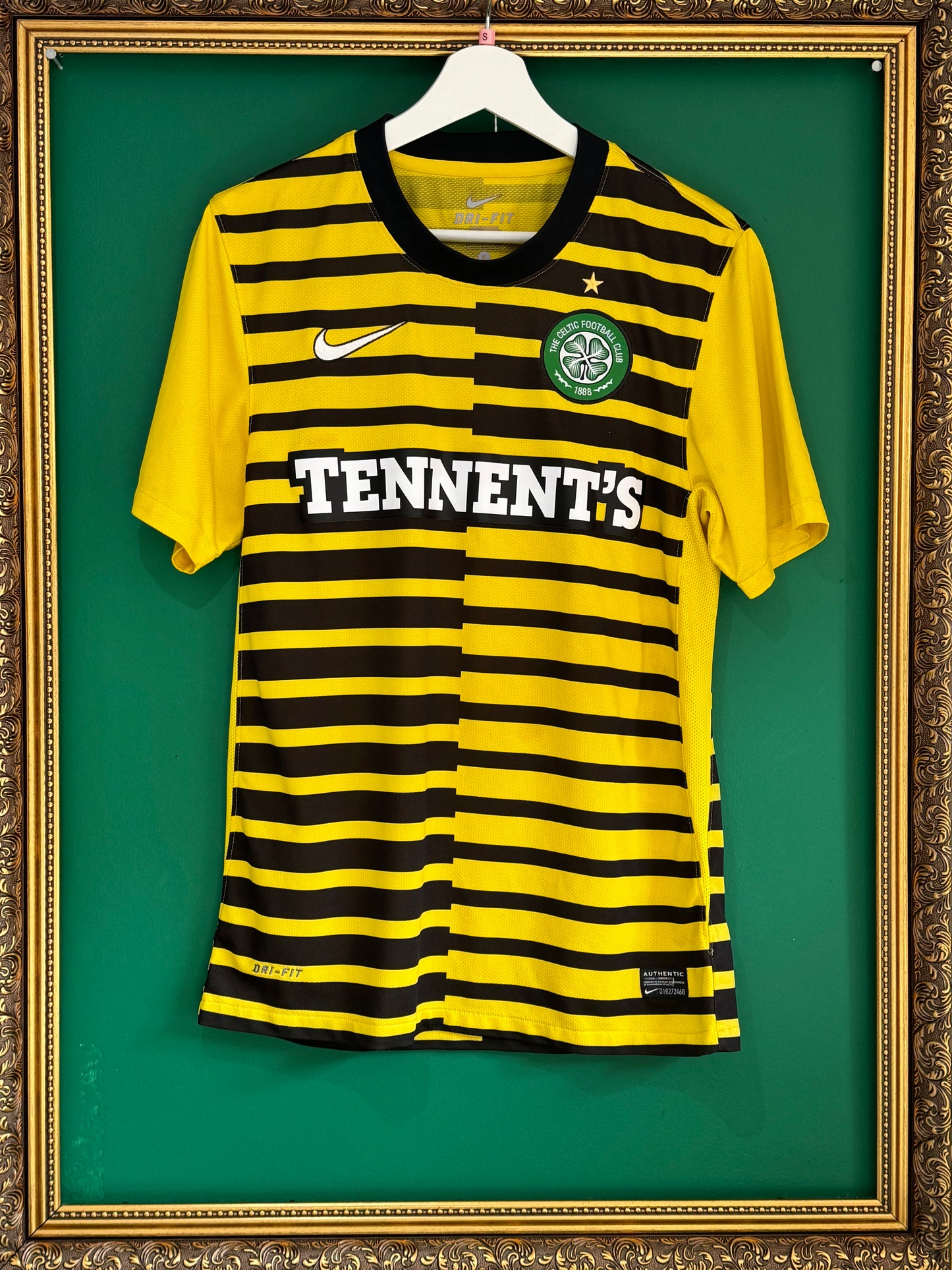 Celtic 2011/12 third small