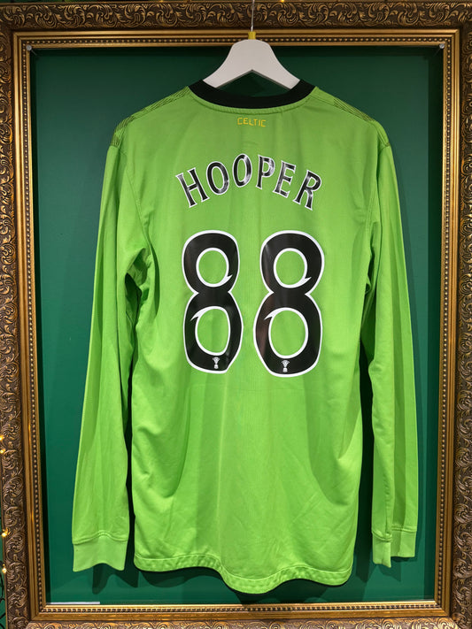 Celtic 2010/11 away shirt medium Hooper 88 long sleeve