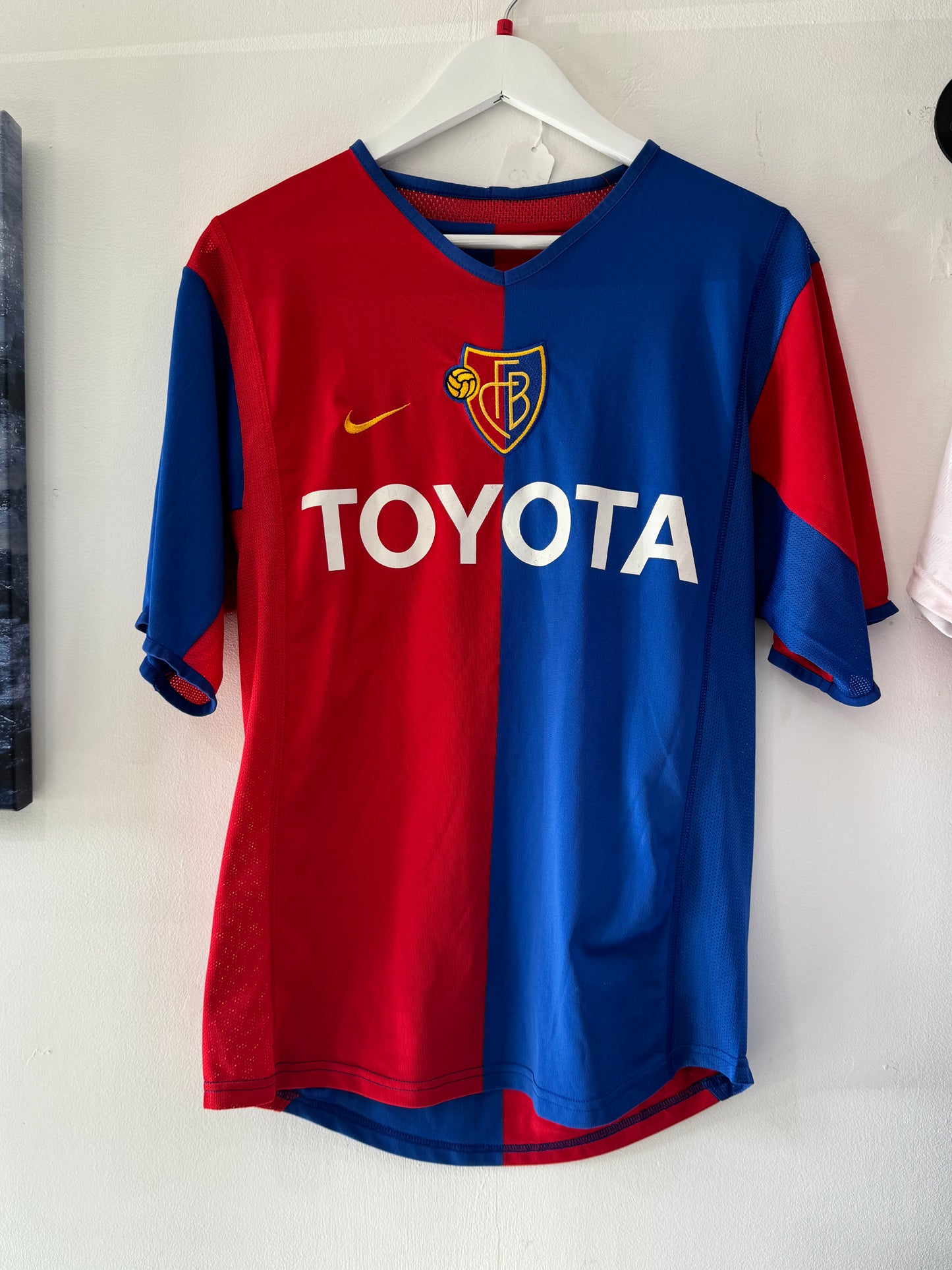 Basel 2002/04 home large