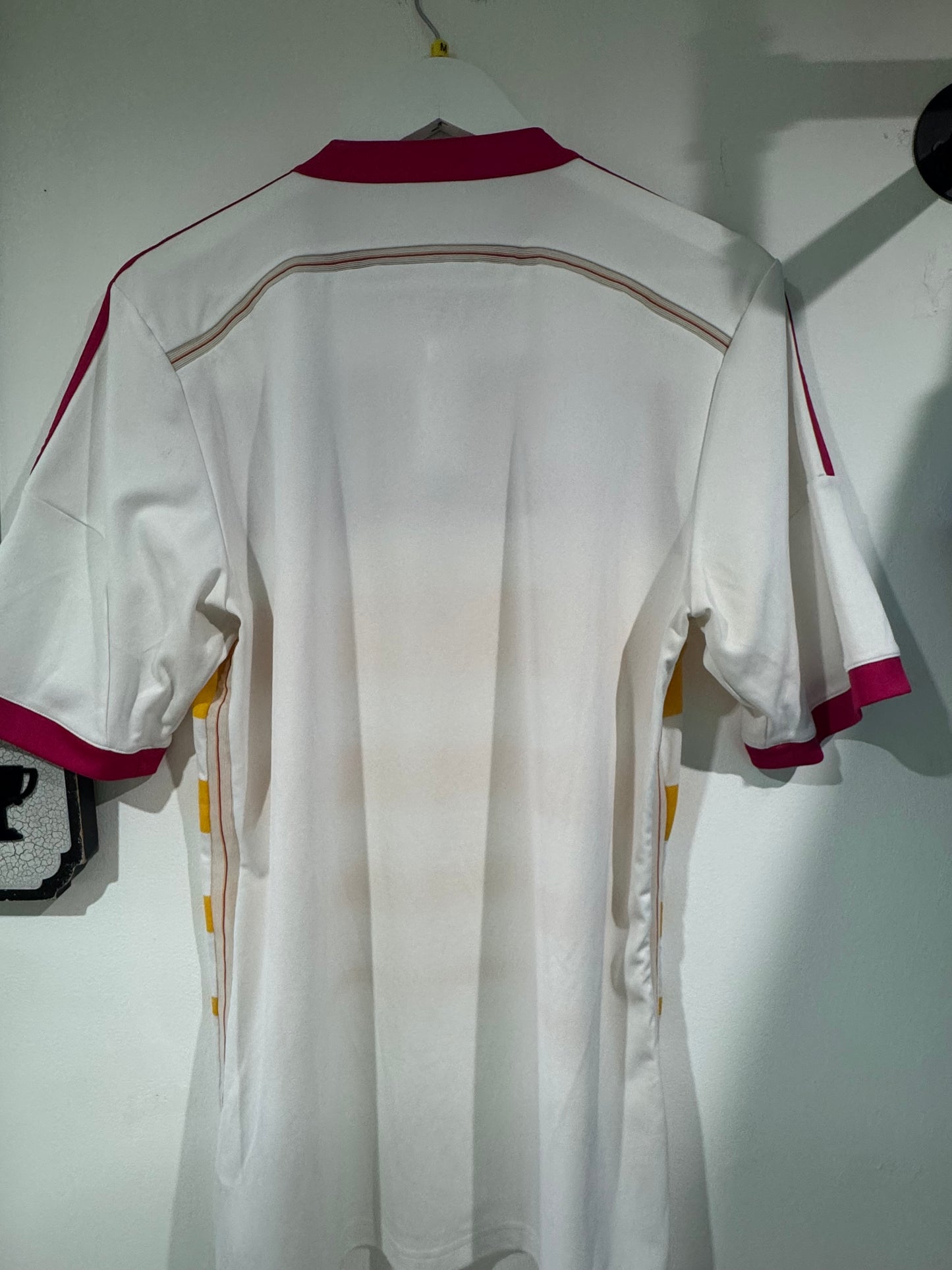 Scotland 2014 away shirt medium