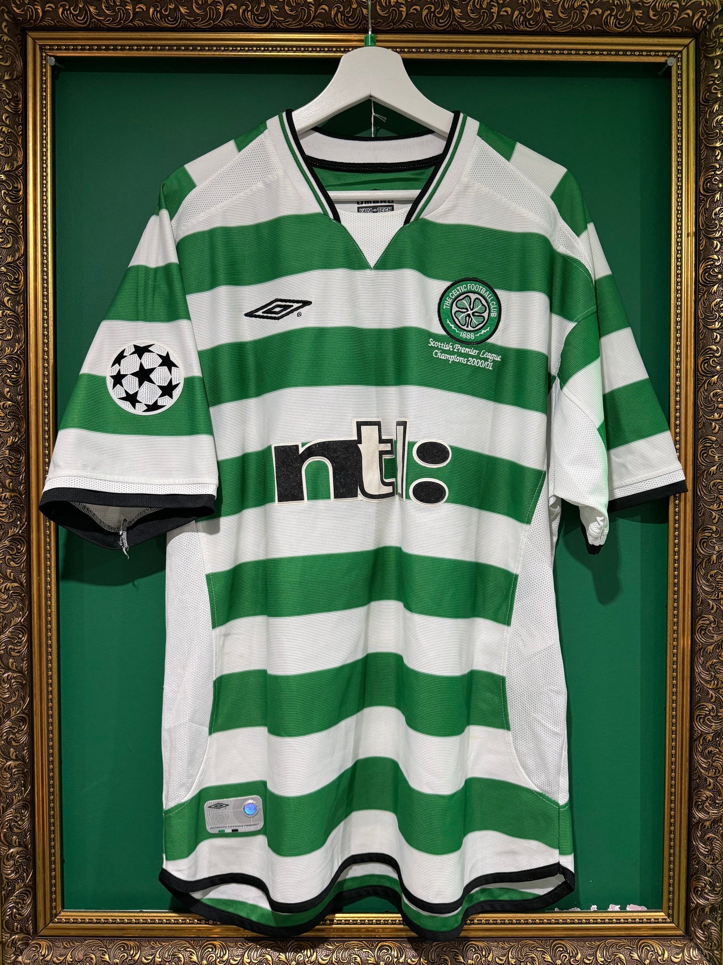 Celtic 2001/02 home xlarge Petrov 19