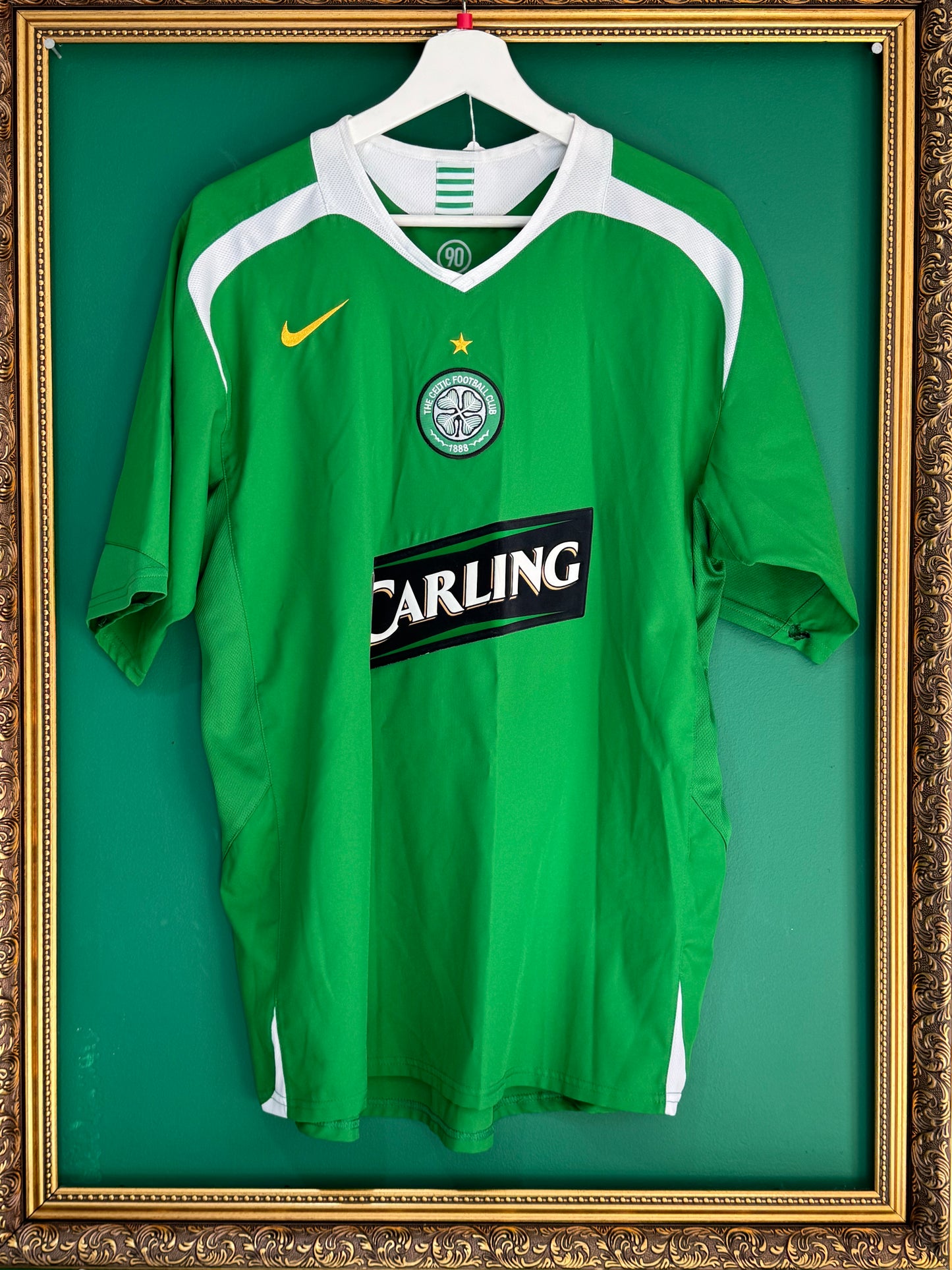 Celtic 2005/06 away shirt large