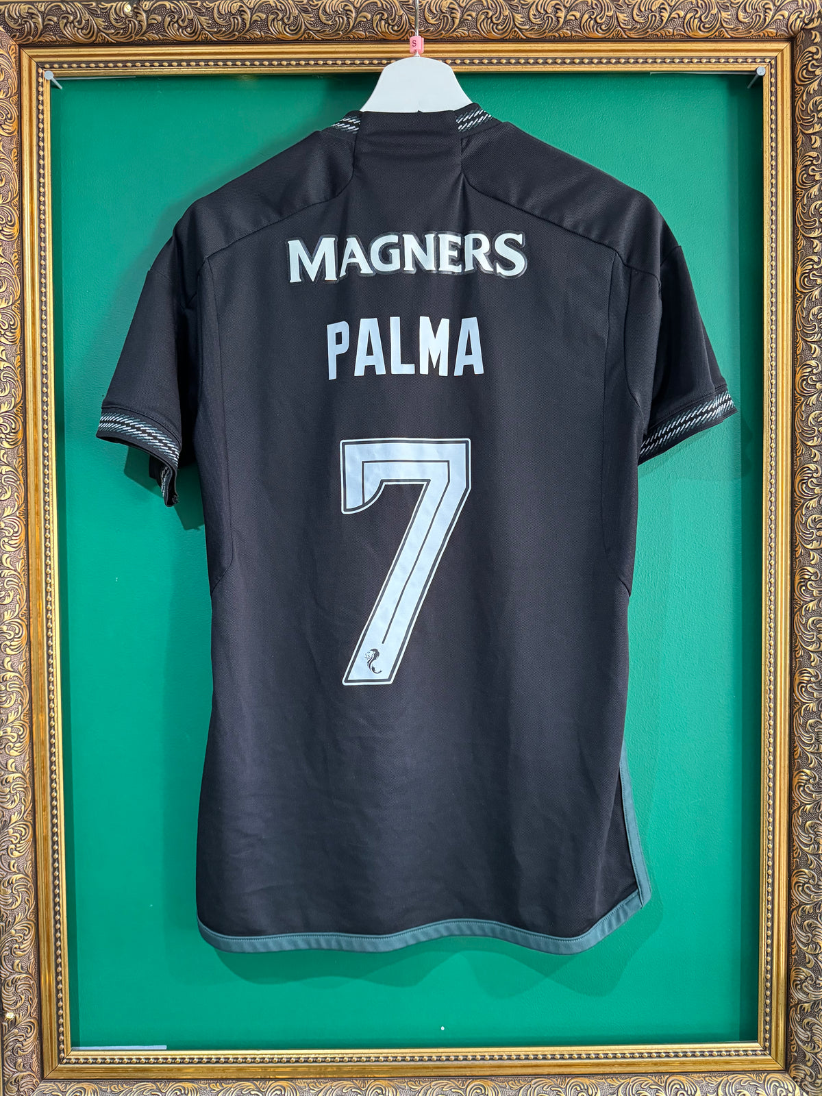 Celtic 2023/24 away shirt small Palma 7