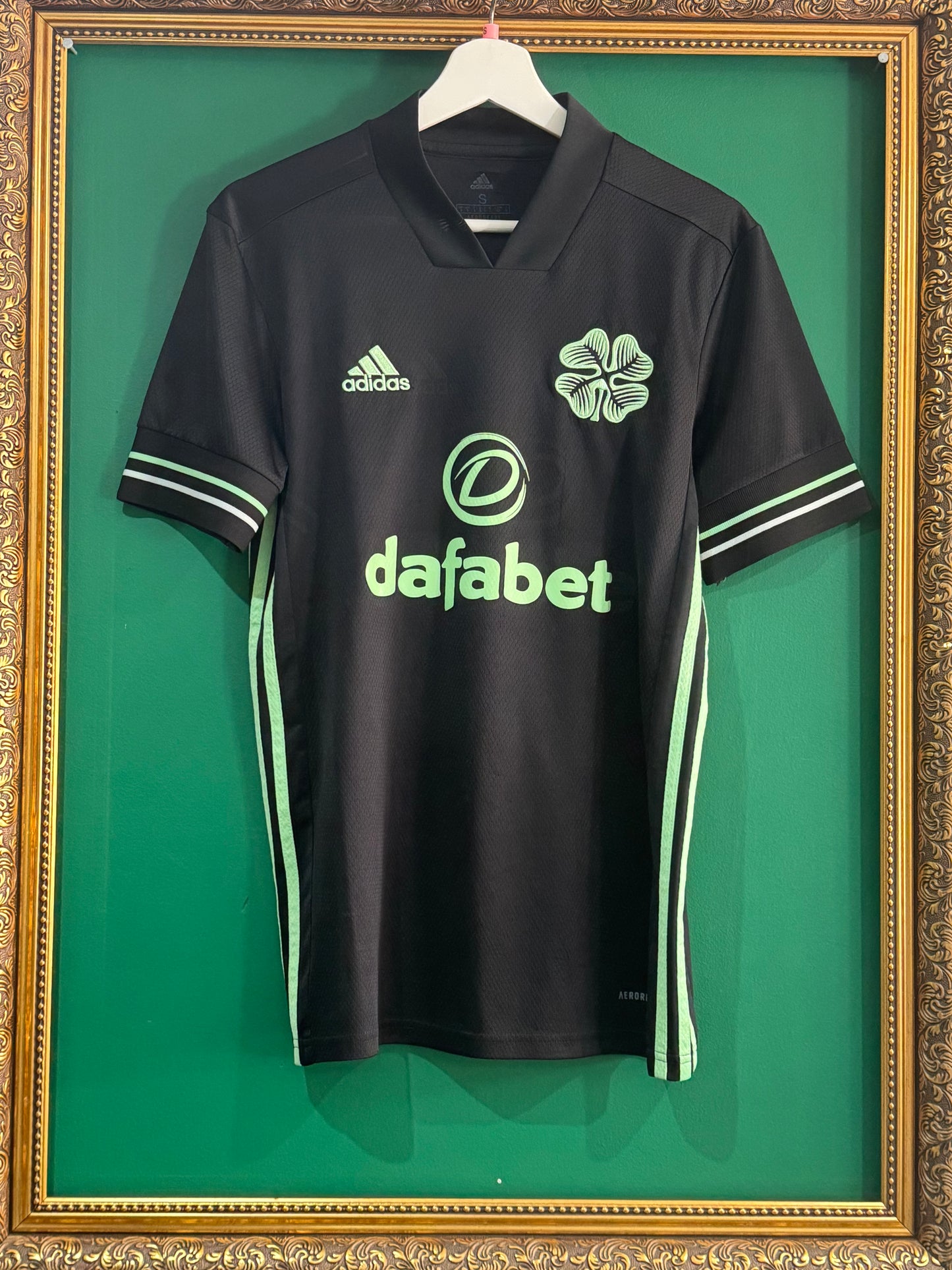 Celtic 2020/21 third shirt small Brown 8