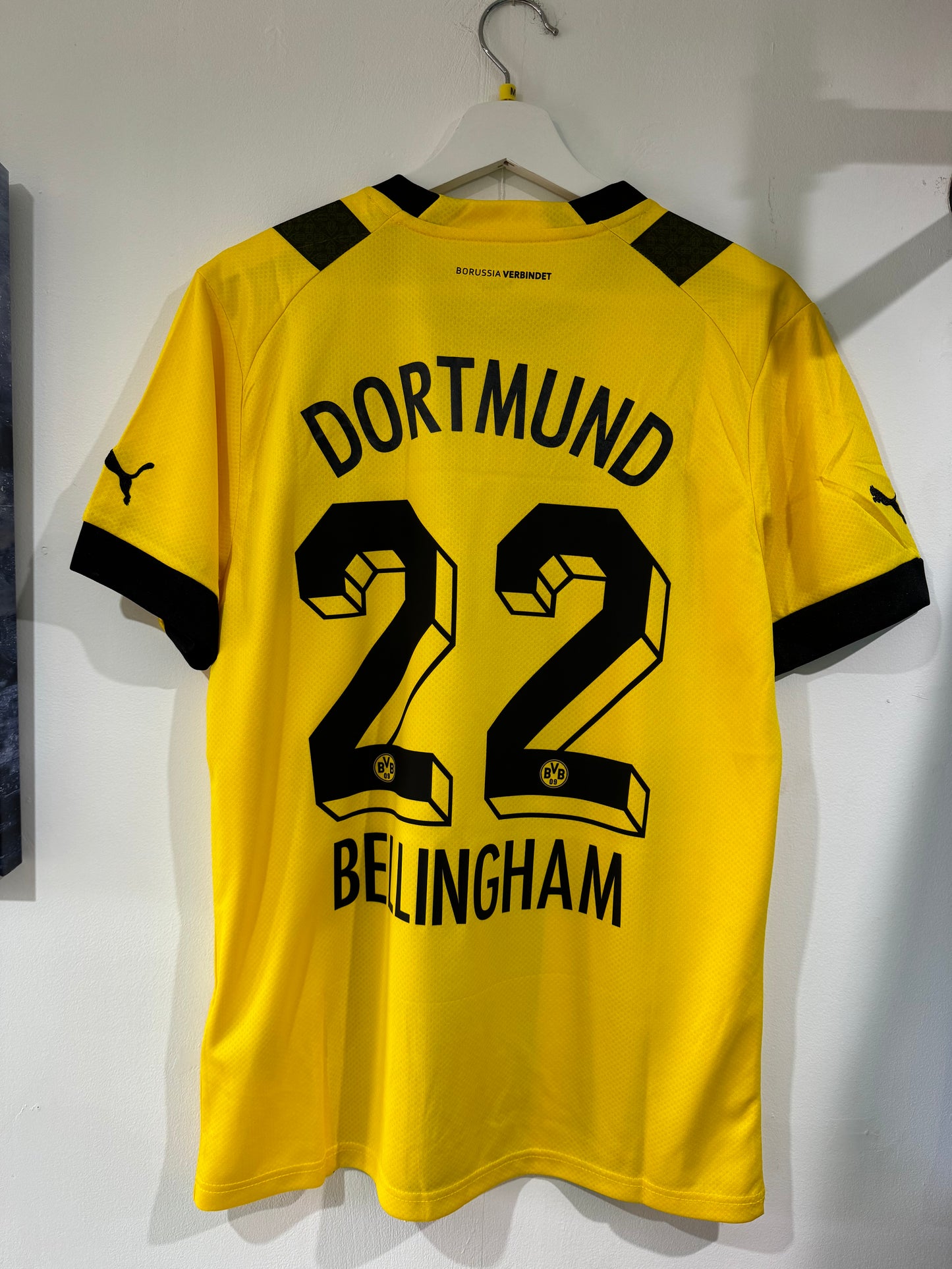 Borussia Dortmund 2022/23 home Bellingham 22 BNWT medium