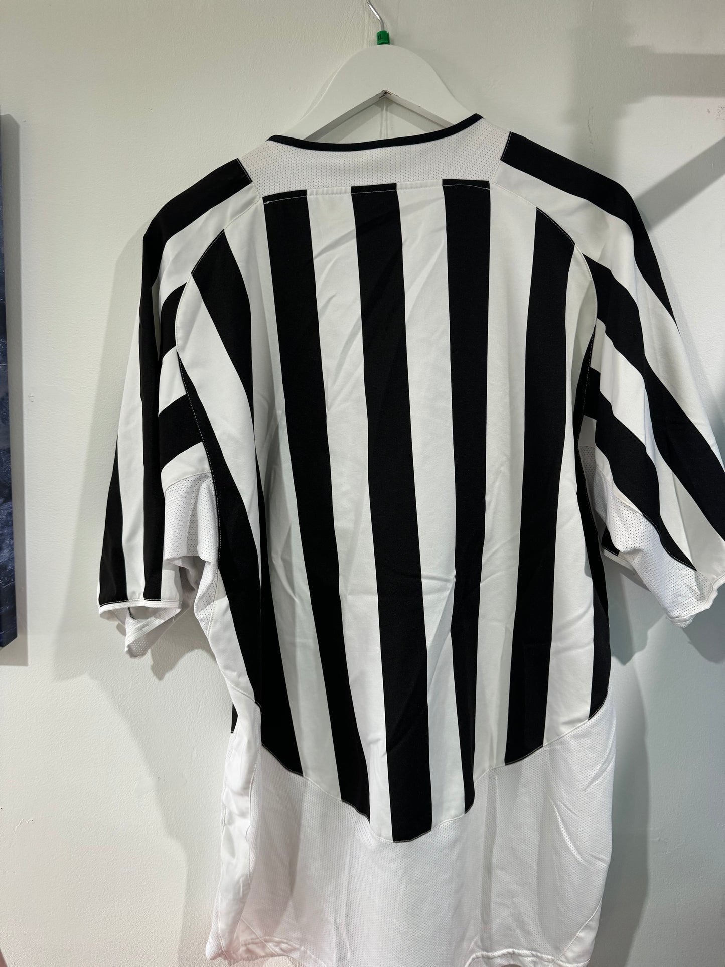 Juventus 2003/04 home xlarge