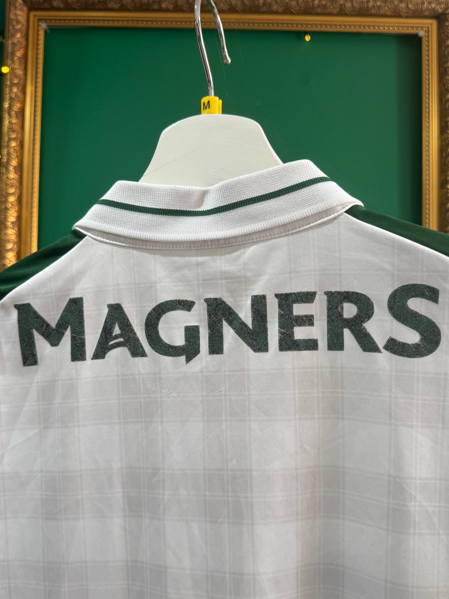 Celtic 2018/19 away shirt medium