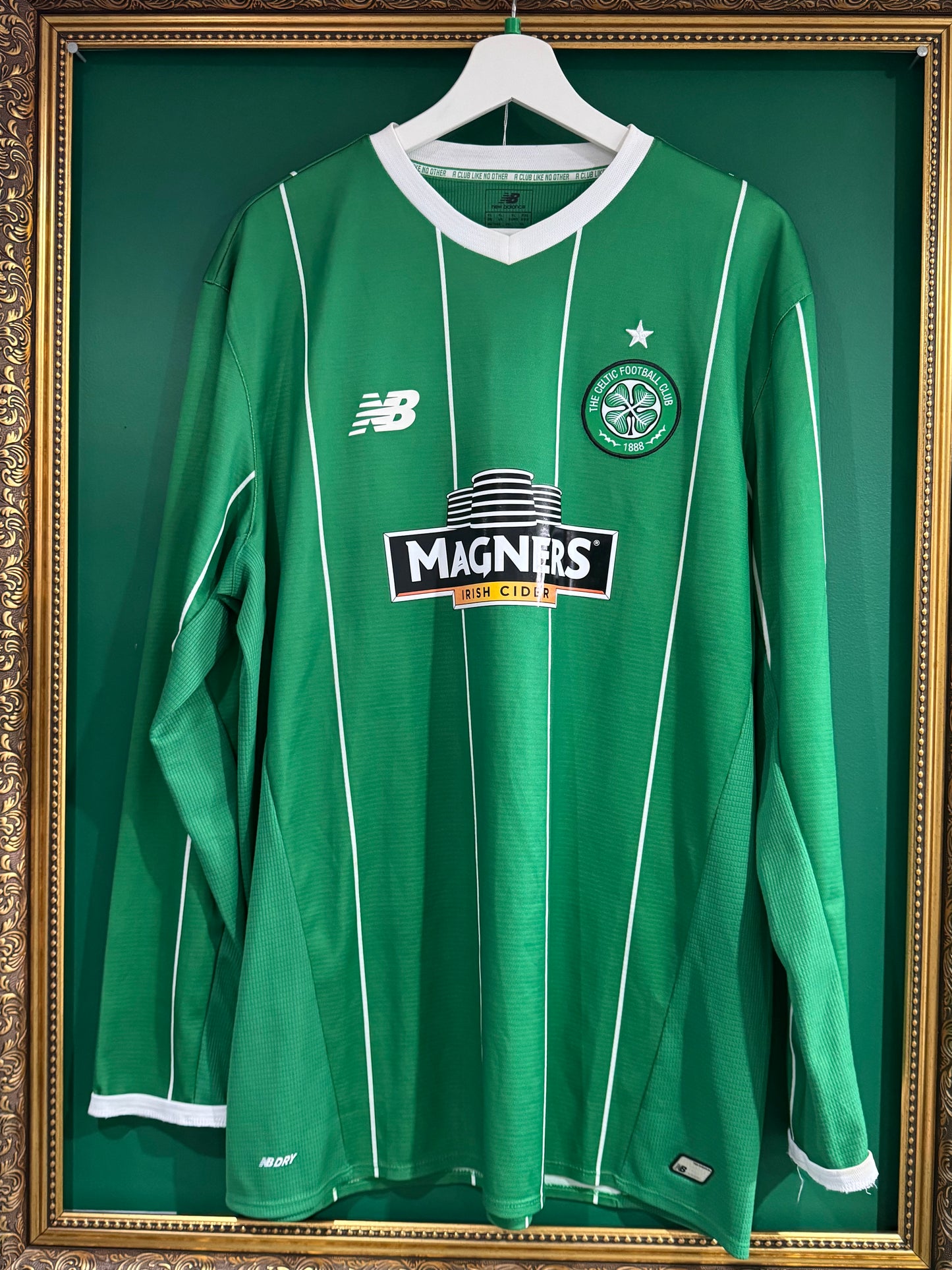 Celtic 2015/16 away shirt xlarge ls