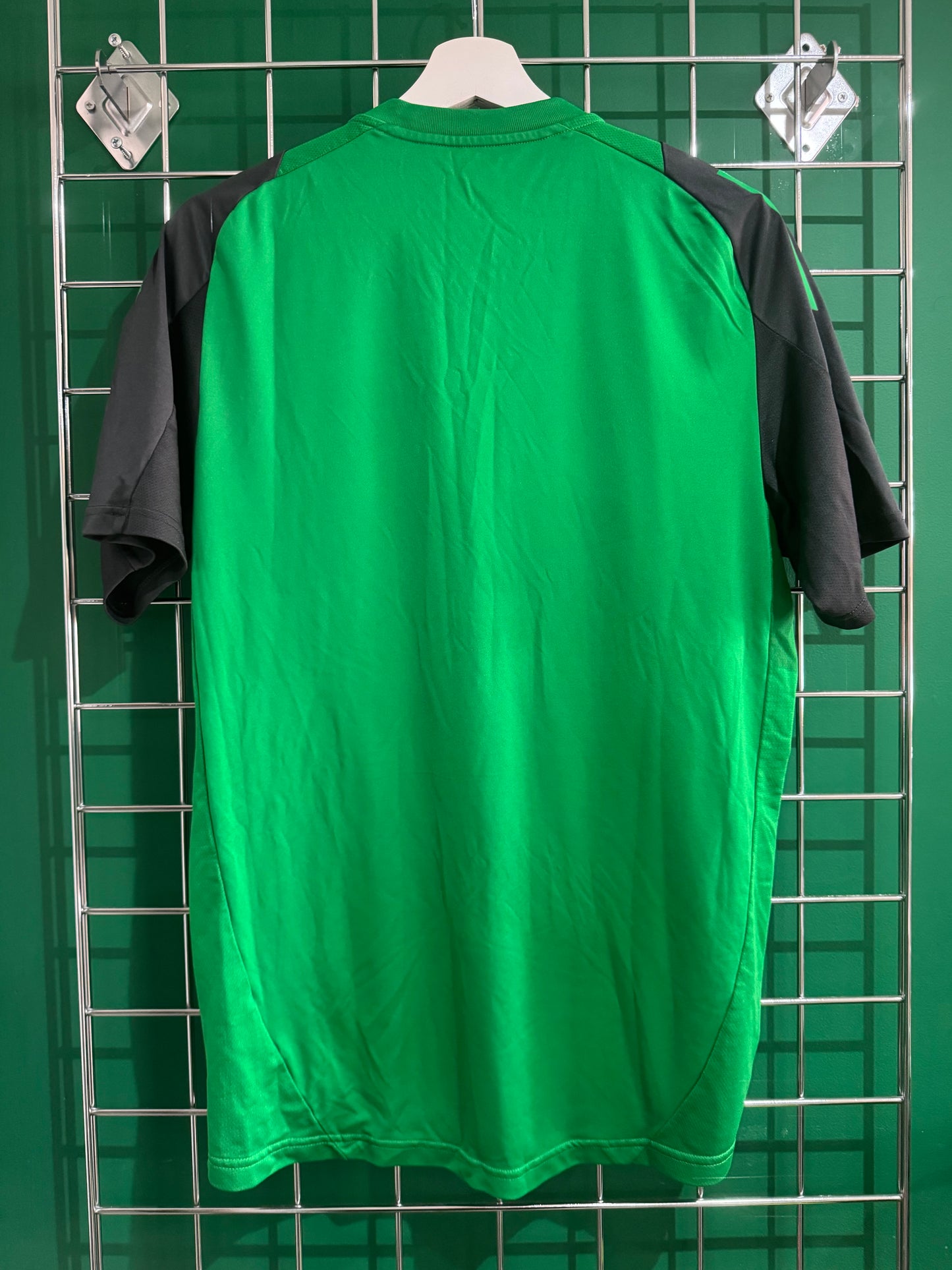 Celtic Jeffrey Schlupp worn training tshirt medium