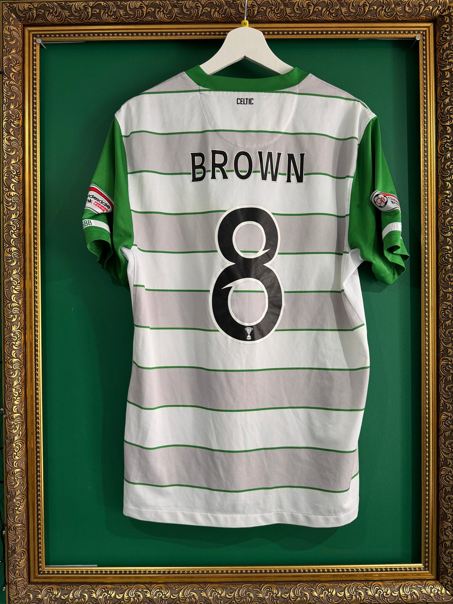 Celtic 2011/12 away shirt medium Brown 8