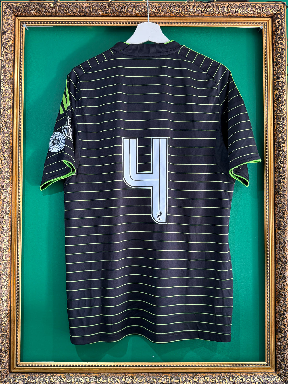 Celtic 2025/26 away pre season large 4