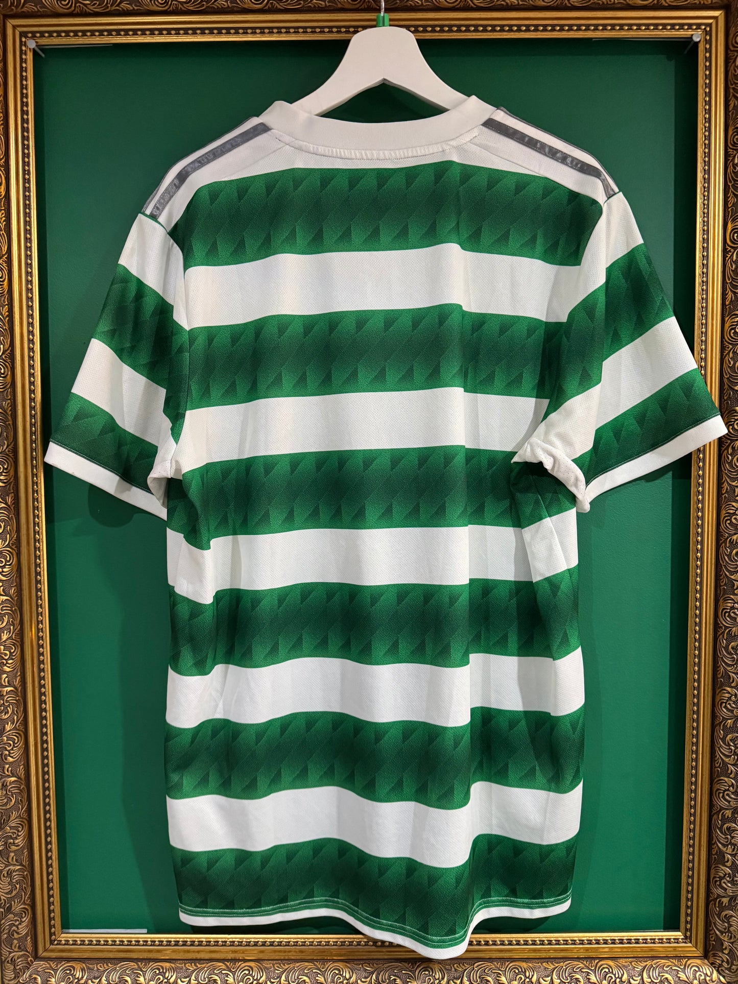 Celtic 2022/23 home shirt xlarge unsponsored