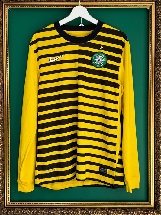 Celtic 2011/12 third medium