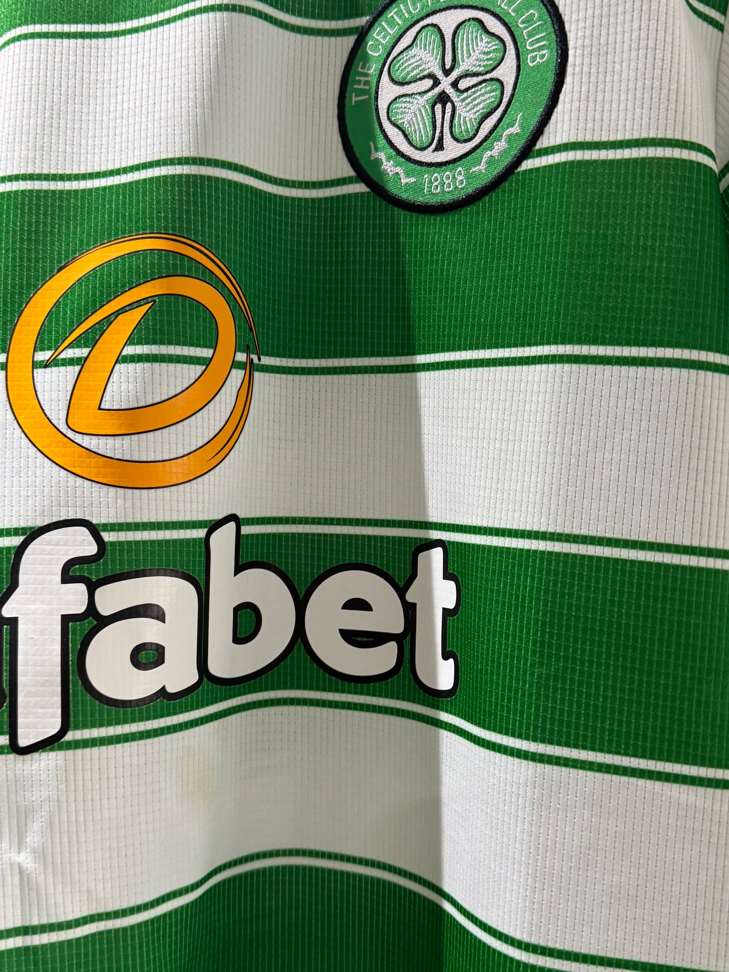 Celtic 2021/22 home shirt small ls