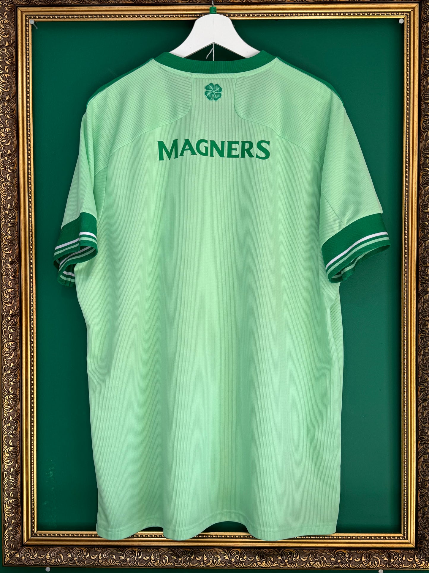 Celtic 2020/21 away xlarge