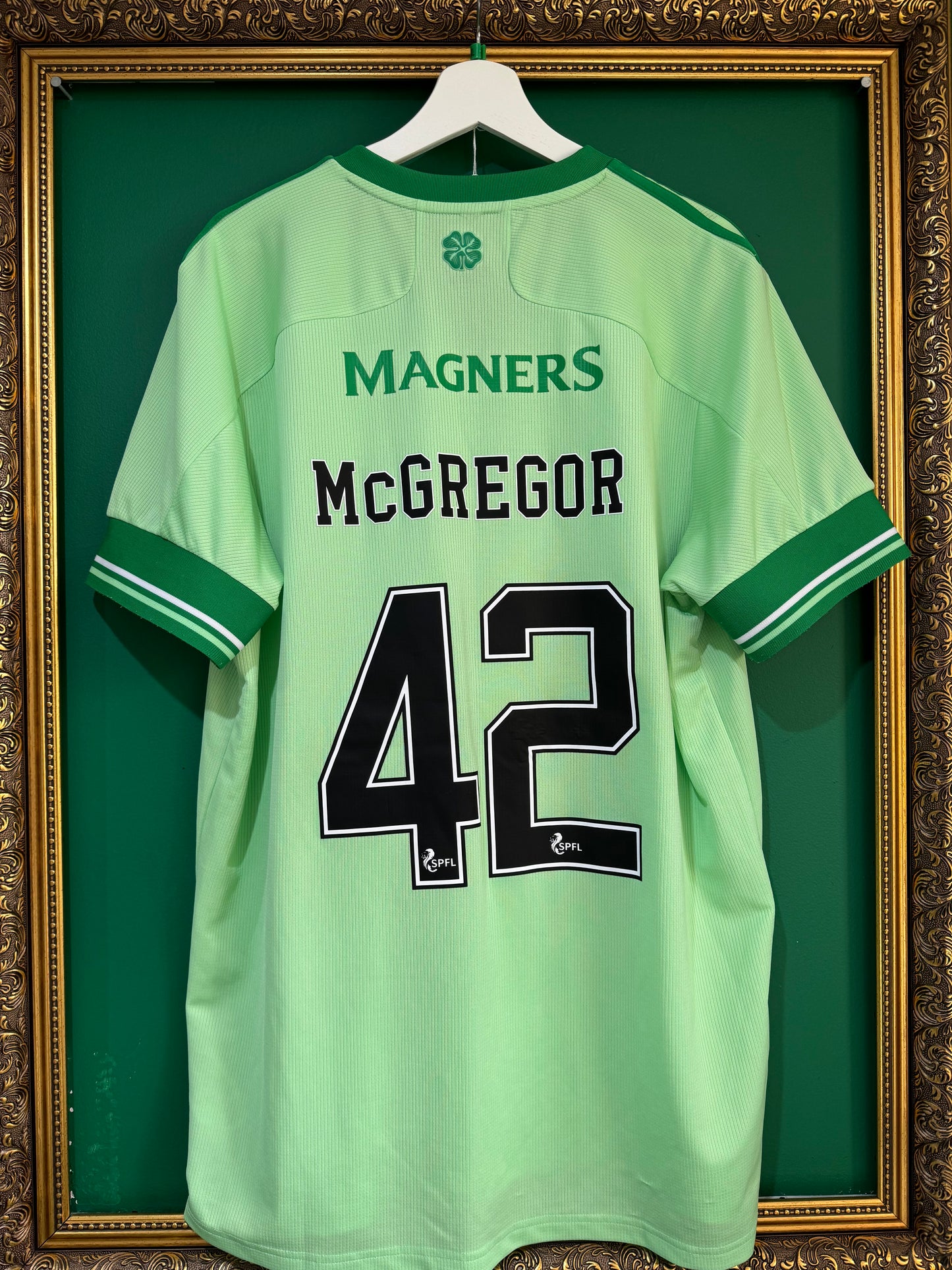 Celtic 2020/21 away xlarge McGregor 42