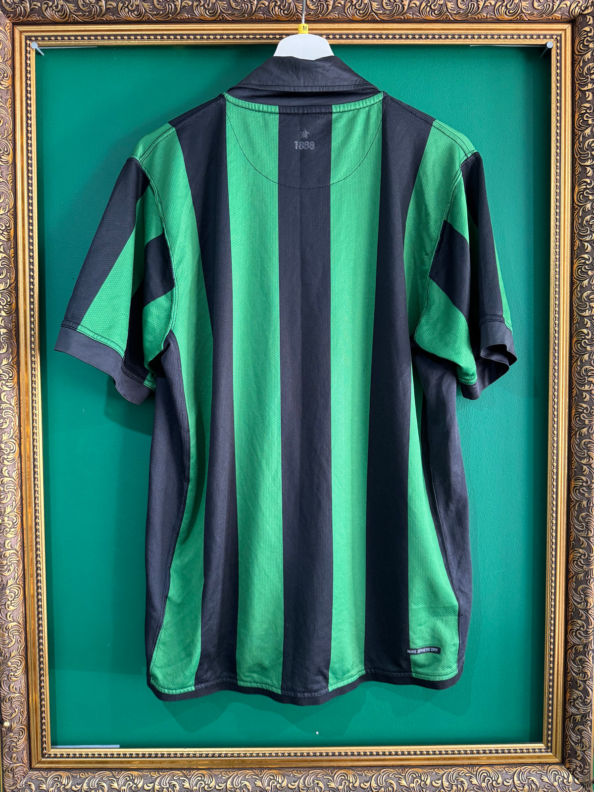Celtic 2006/08 away shirt medium