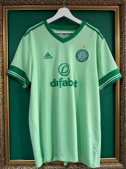 Celtic 2020/21 away shirt xlarge