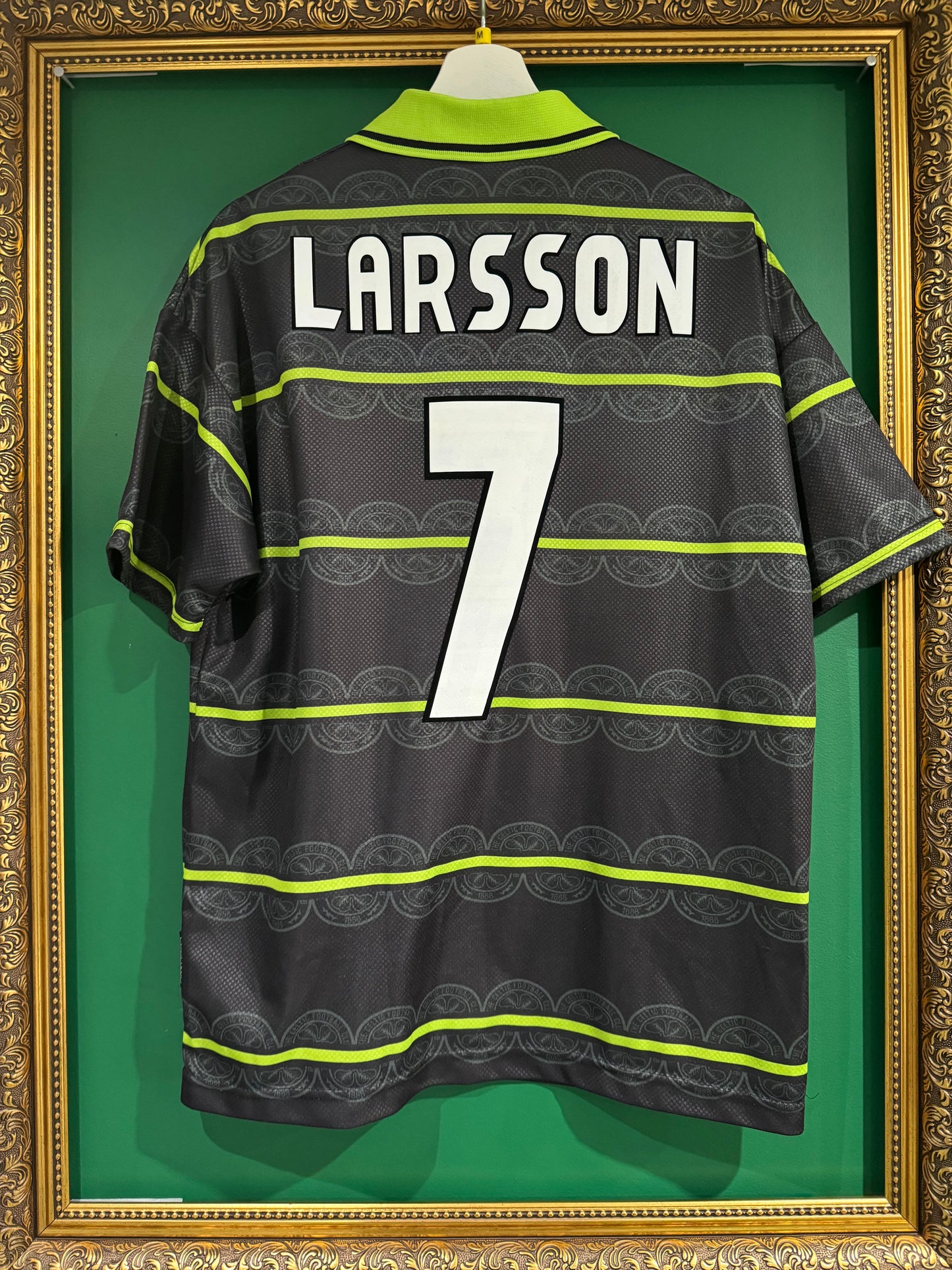 Celtic 1998/99 away shirt medium Larsson 7