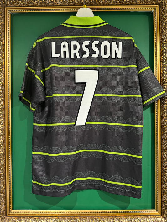 Celtic 1998/99 away shirt medium Larsson 7